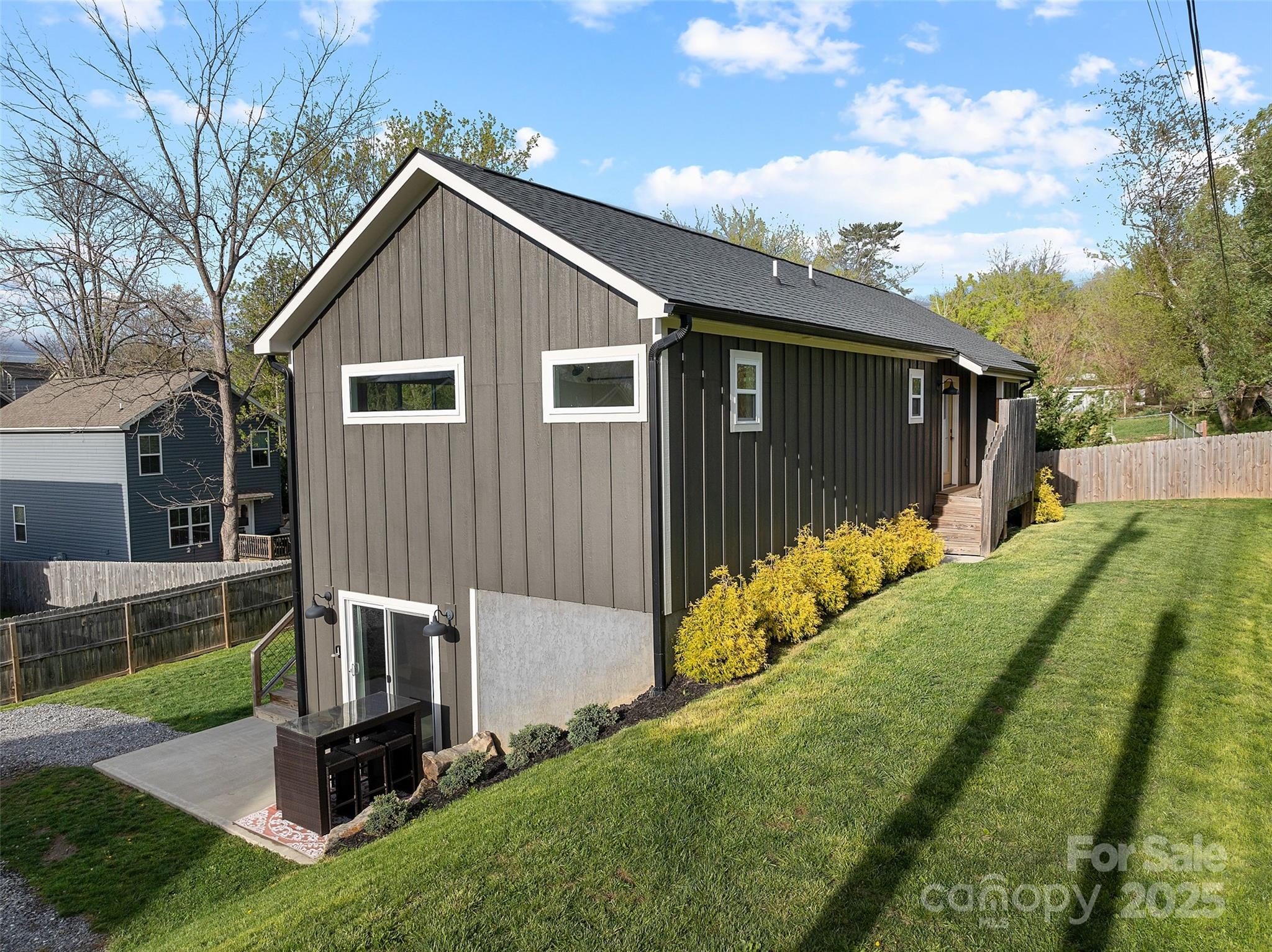 110 Hayden Way