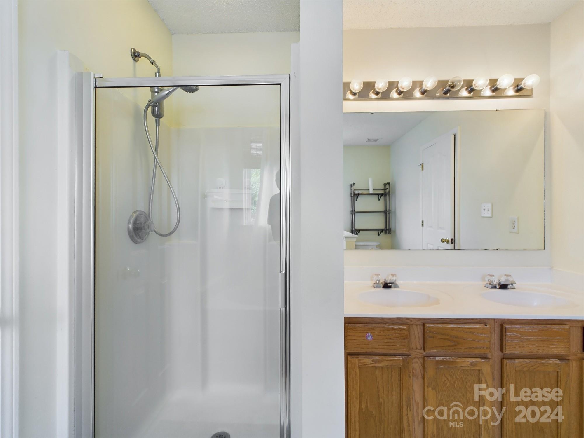 Ayrshire Glen - Residential Lease