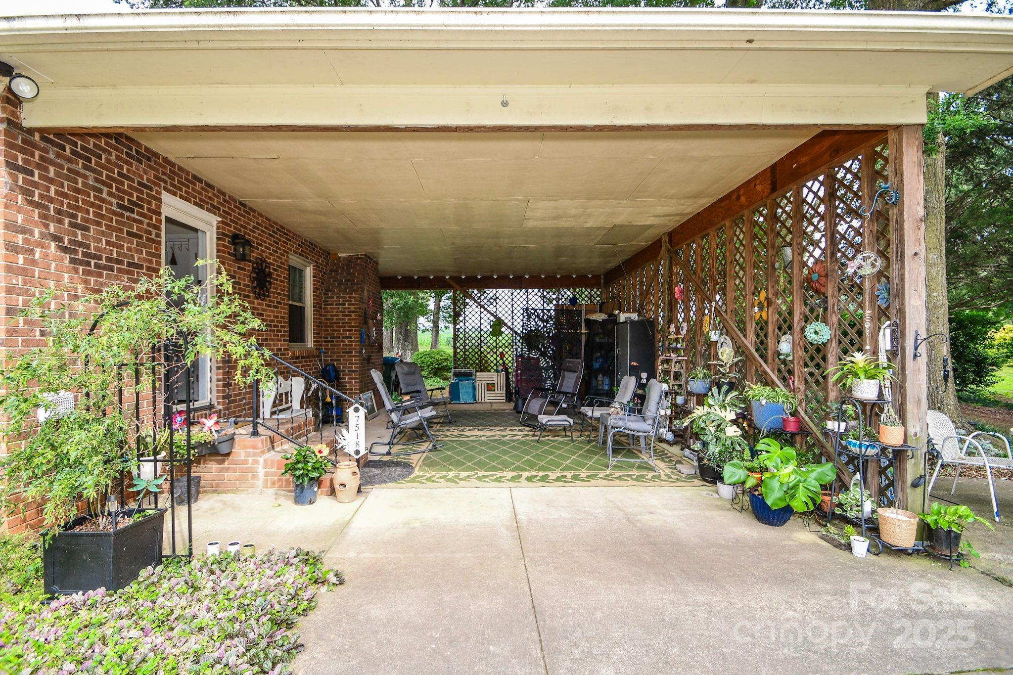 7518 Surry Lane