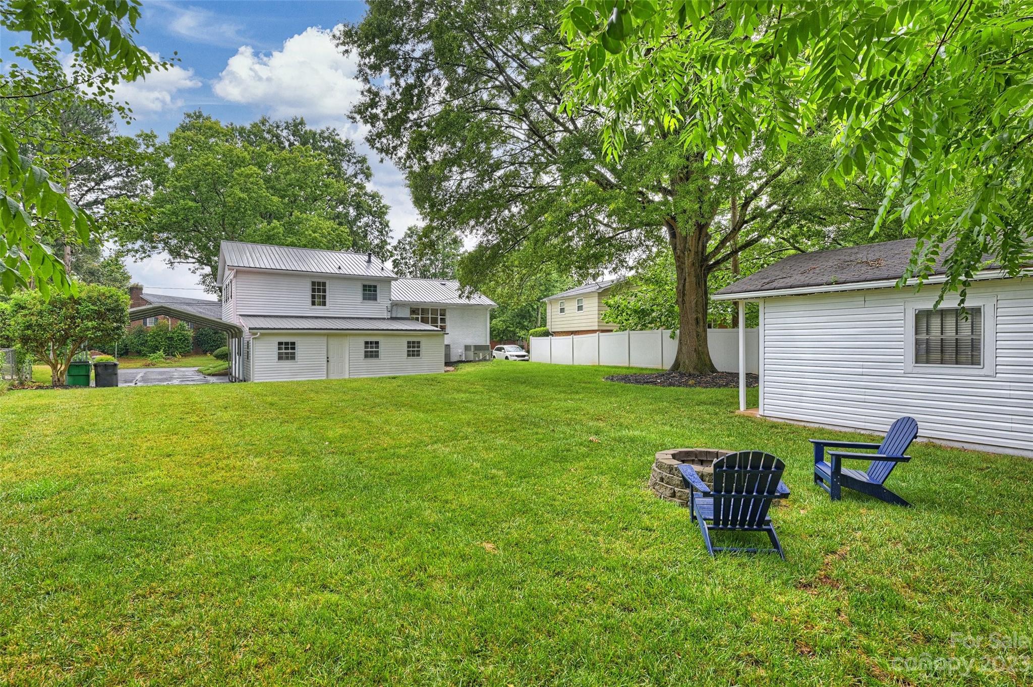 Country Club - Residential
