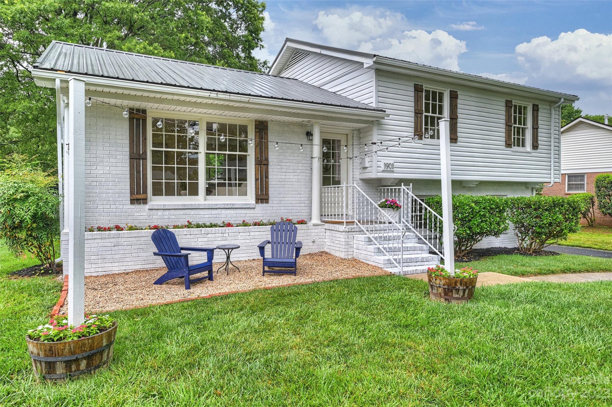 Country Club - Residential