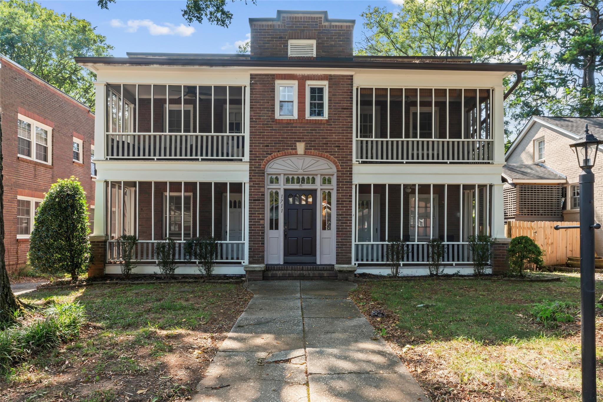 Club Square Condo - Residential