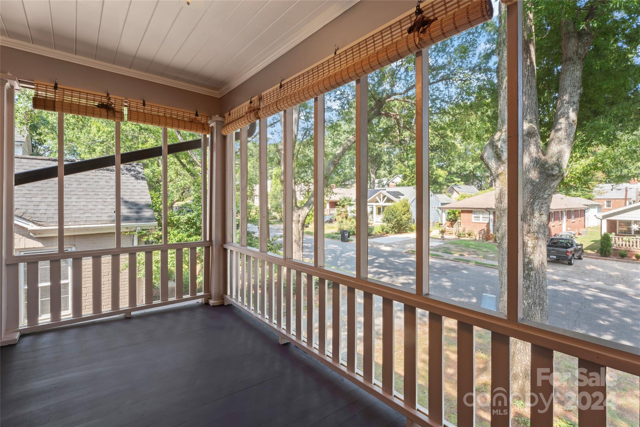 Club Square Condo - Residential