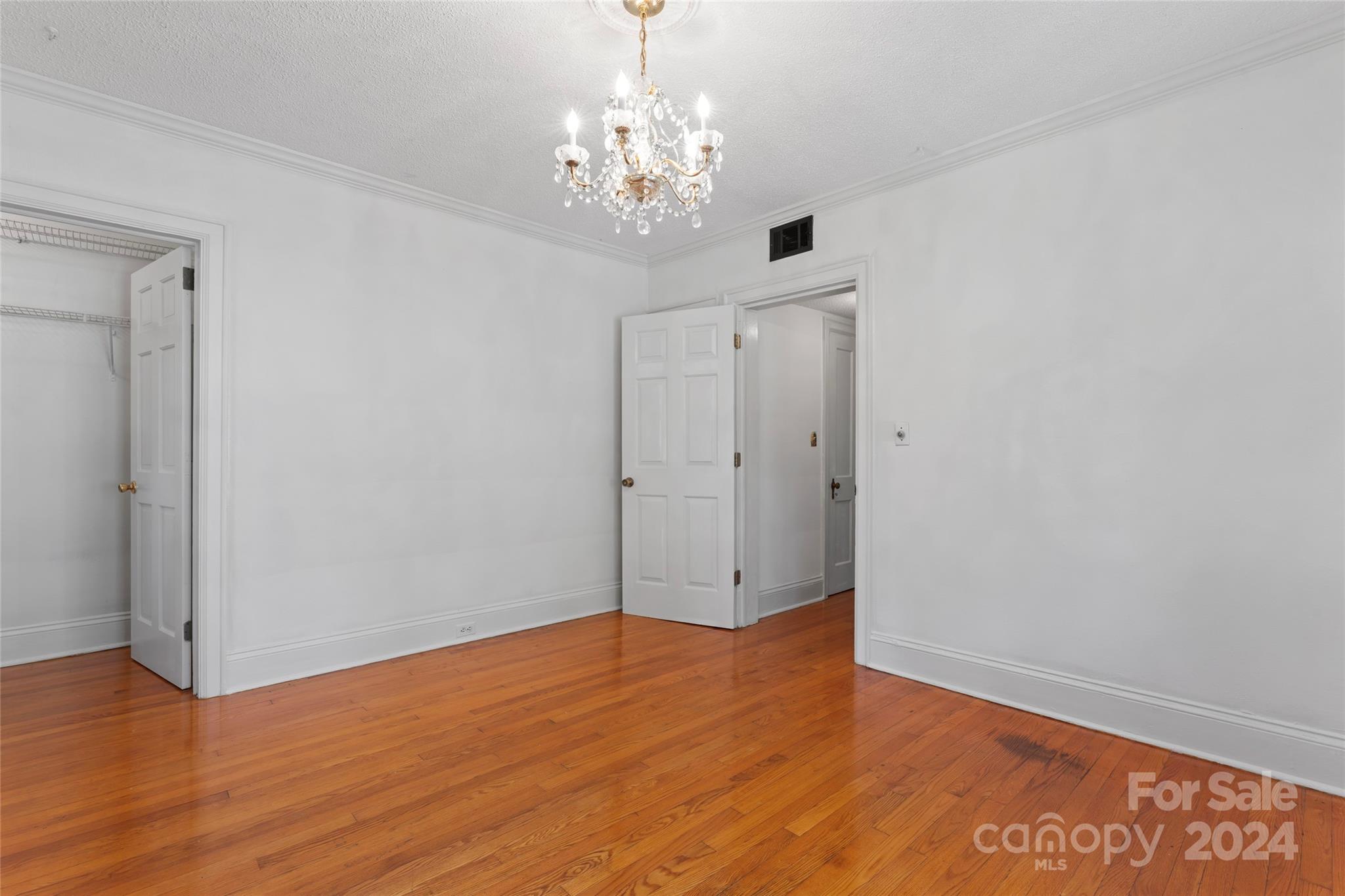 Club Square Condo - Residential