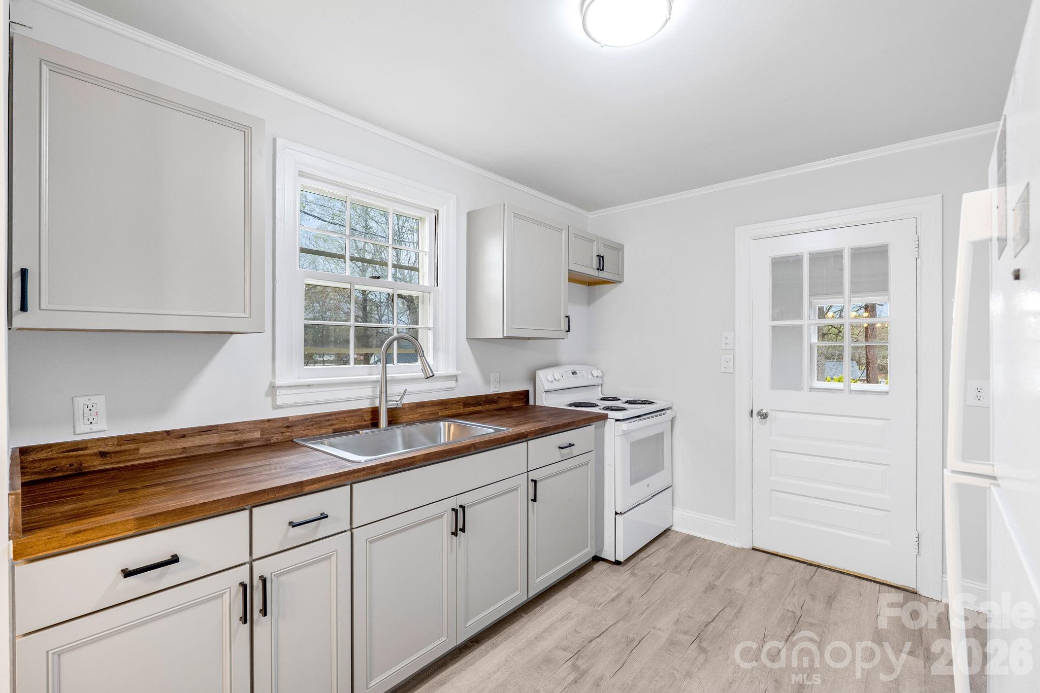 Sunset Park - Residential