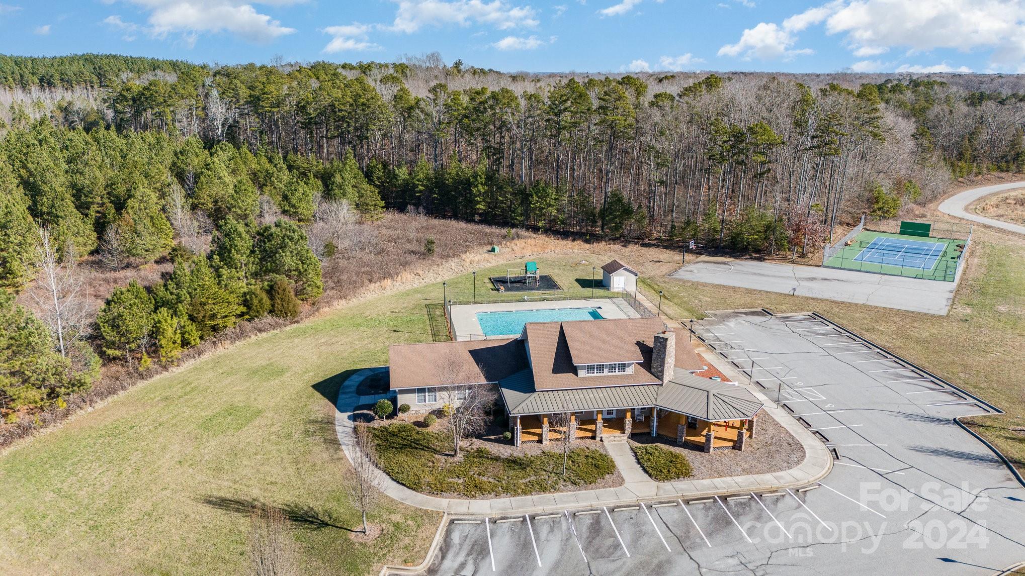 Sunset Pointe - Land