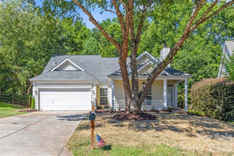 Photo of 15046 Annan Court, Charlotte, NC 28277 (MLS # 4424161)