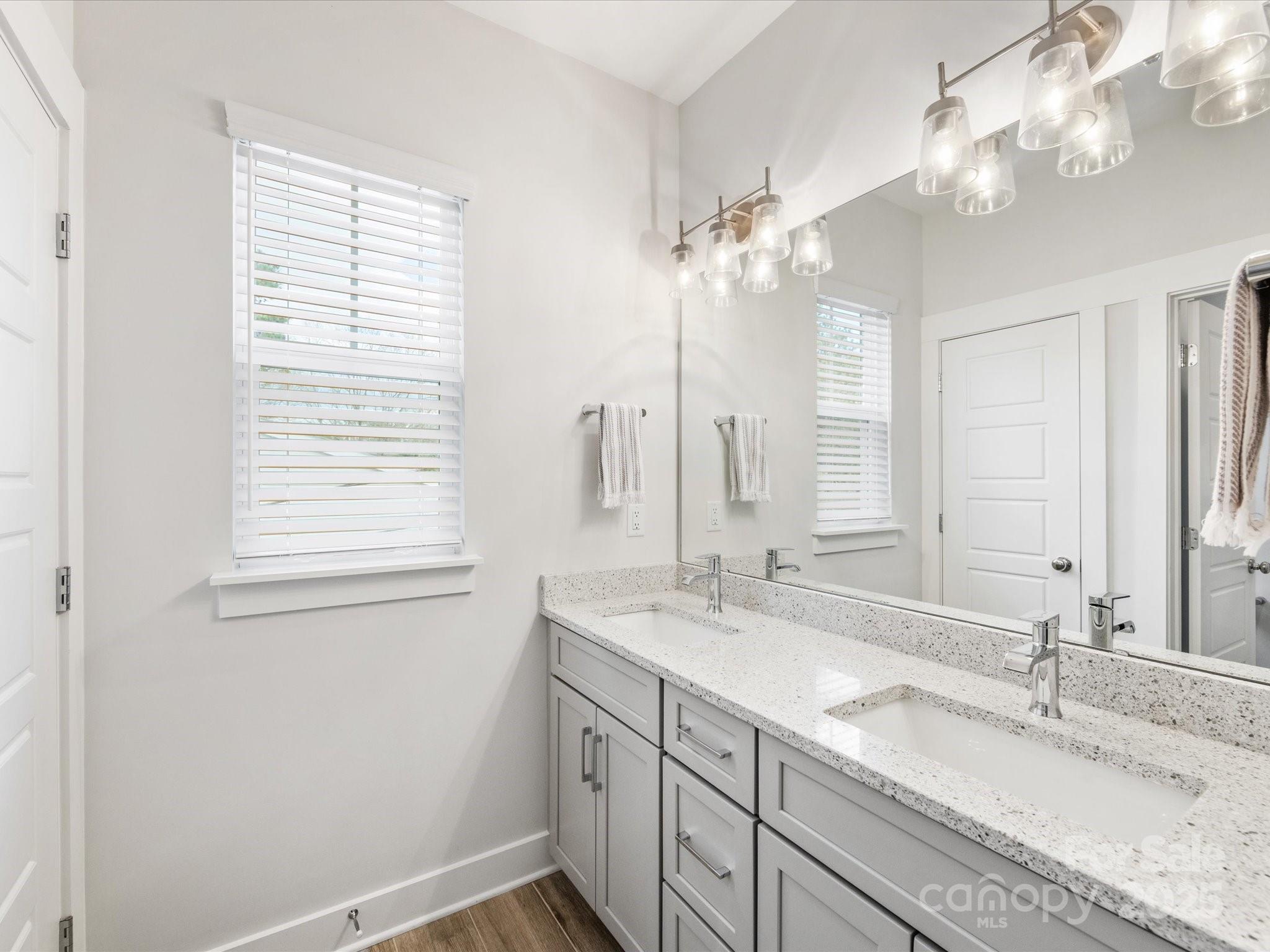 Country Club Heights - Residential