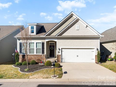 16 Southern Way Lane Leicester NC 28748