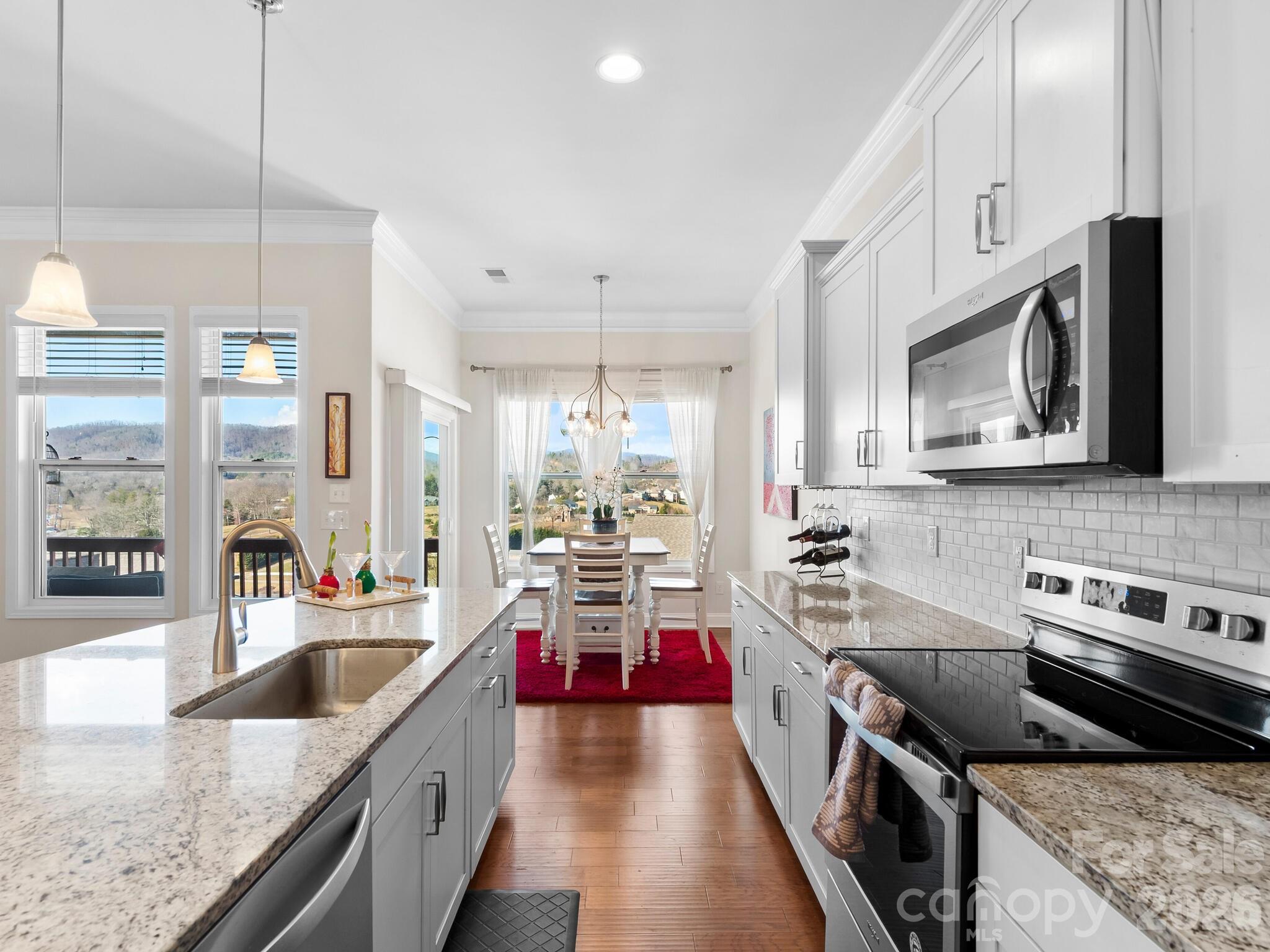 The Views at Rose Hill - Residential