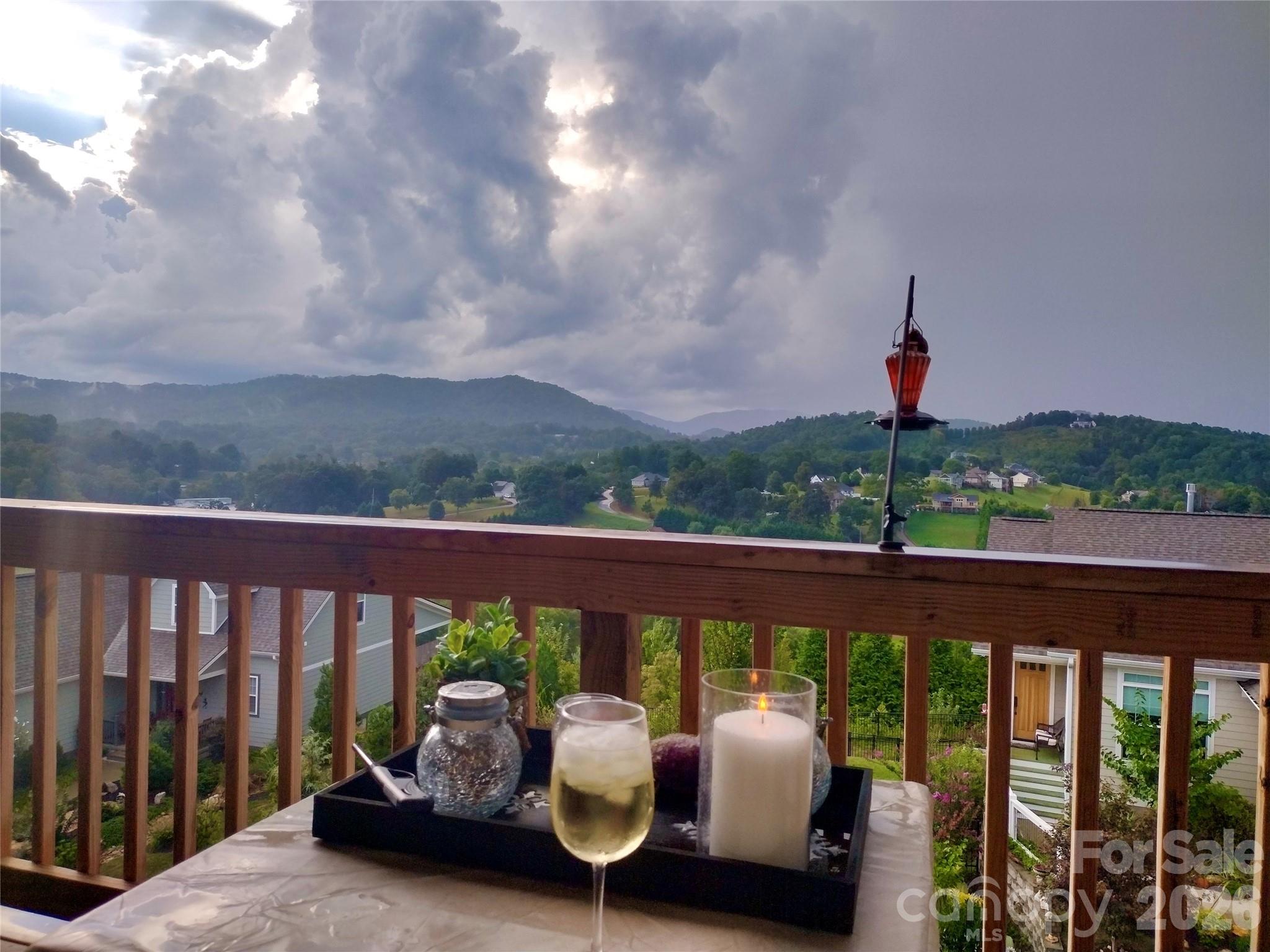 The Views at Rose Hill - Residential