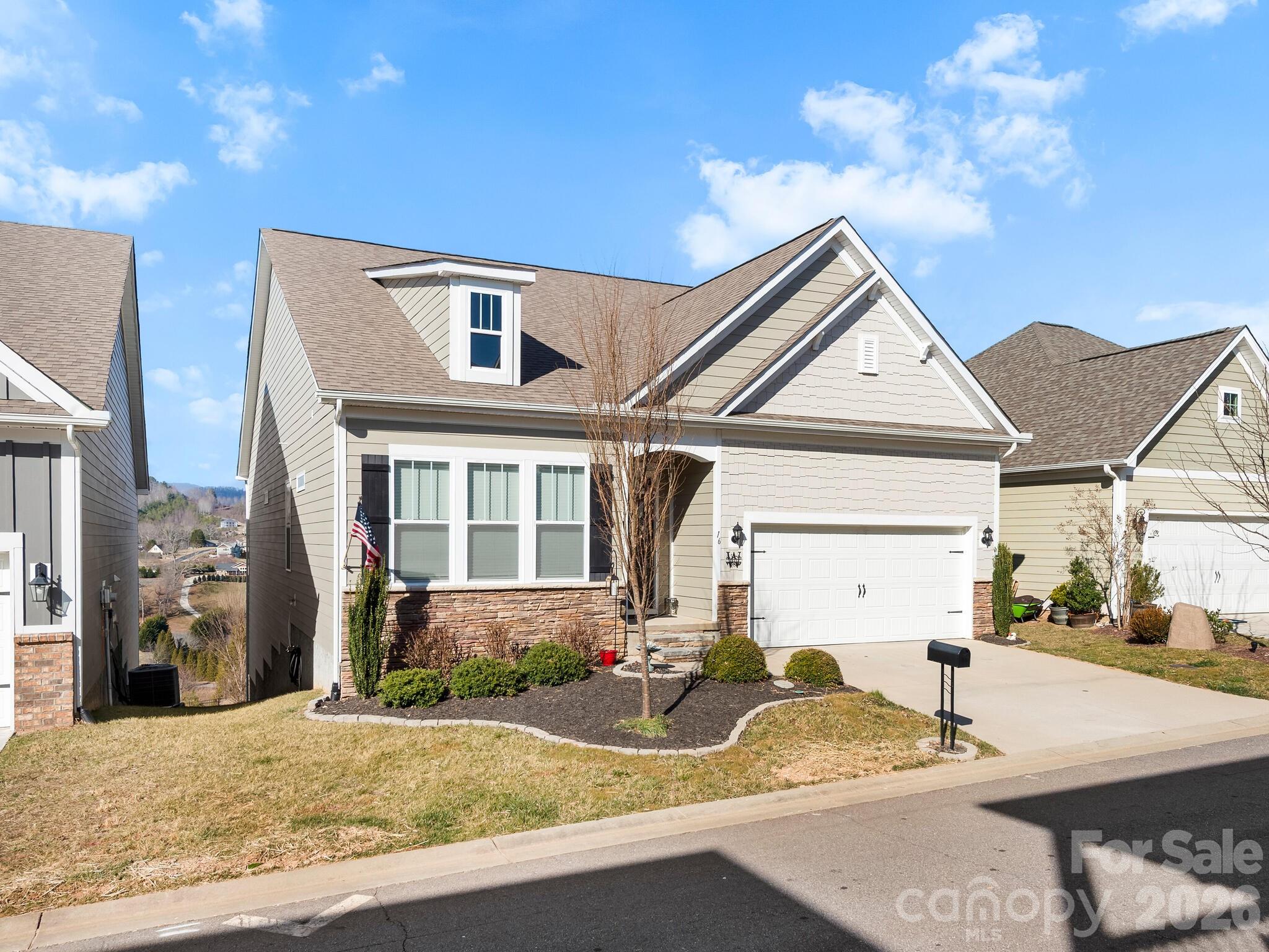 The Views at Rose Hill - Residential