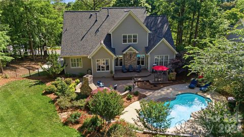 190 Kenway Loop Mooresville NC 28117