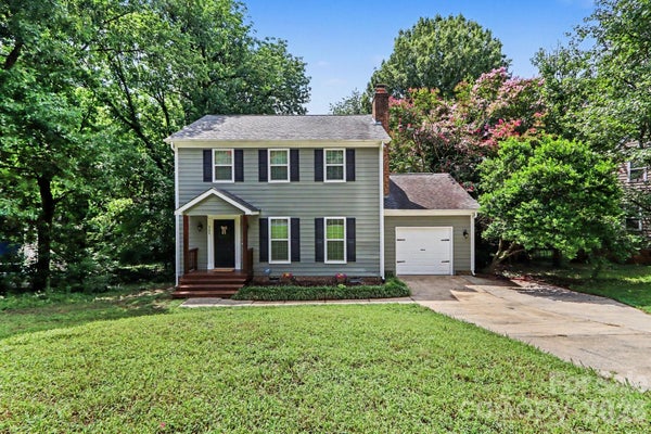 2132 KILLARNEY PL, CHARLOTTE, NC 28262 - Image 4a0fb7e996fae53cca690a4e3f4f8448/1324943581