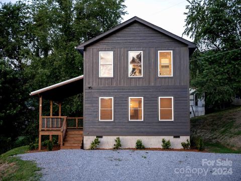 A home in Waynesville