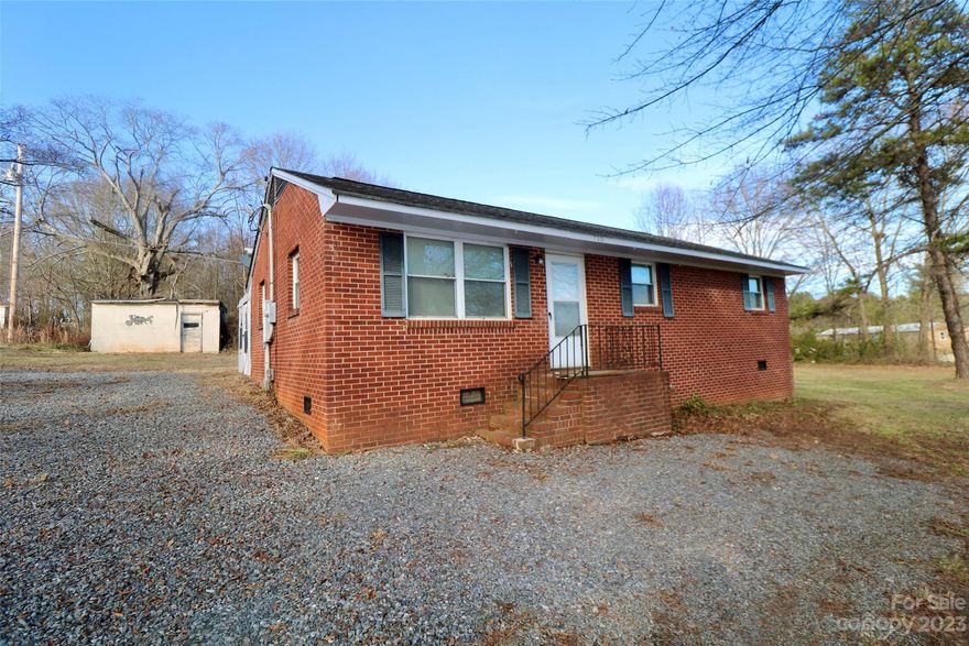 This three bedroom two bathroom brick ranch has plenty of potential! With some cosmetic updates, you can turn the over 1000 square feet into your dream home! All of this sits on 1.98 acres! make an appointment to view this home today!