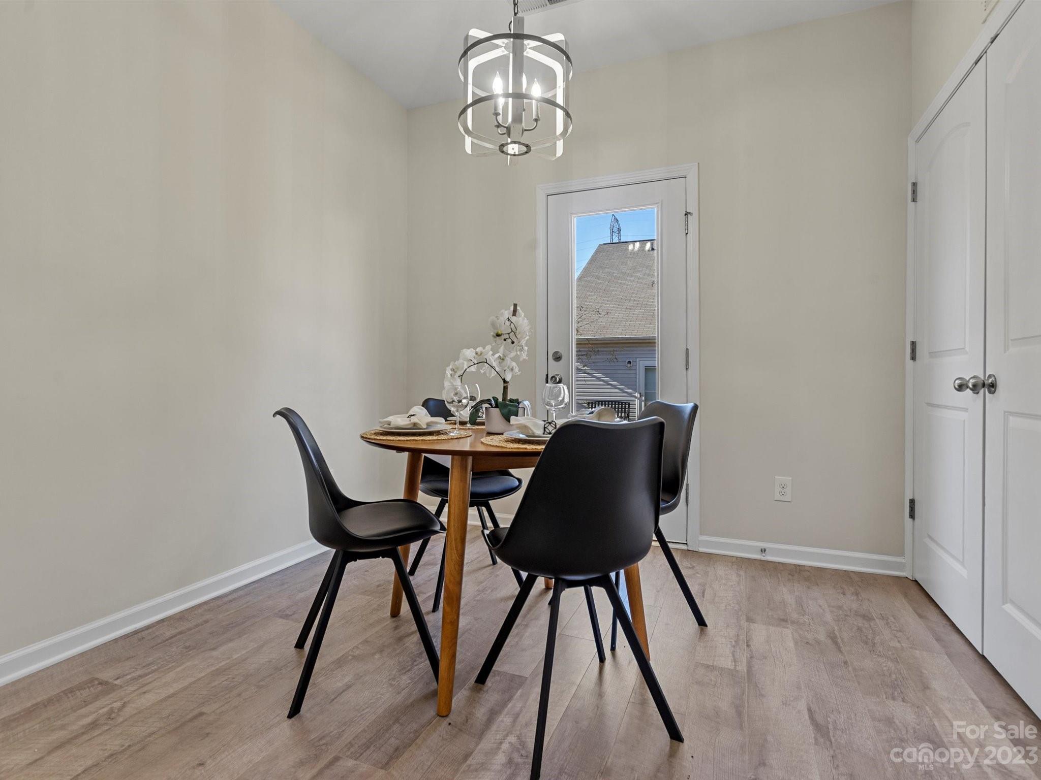 Newport Lakes - Residential