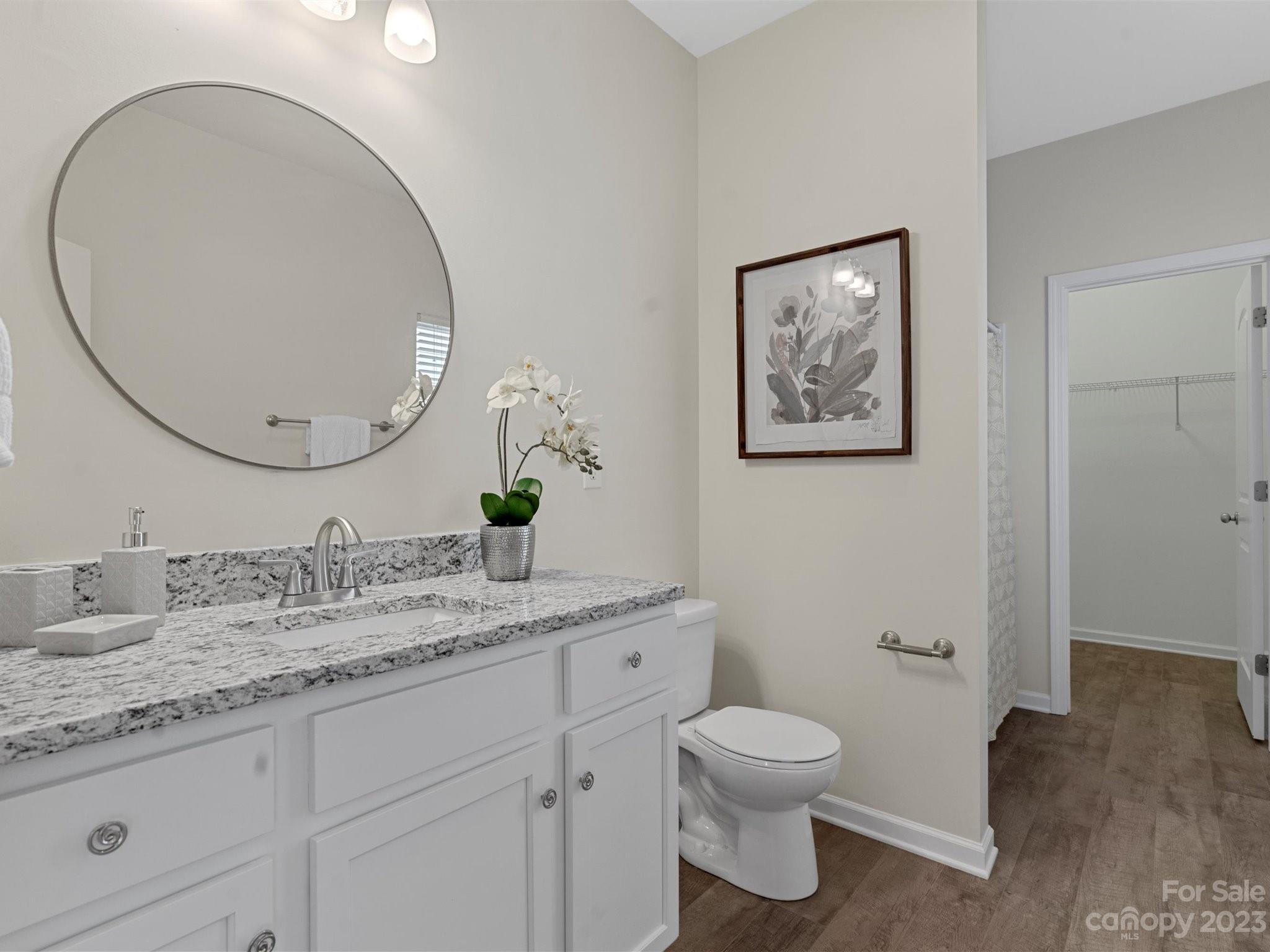 Newport Lakes - Residential