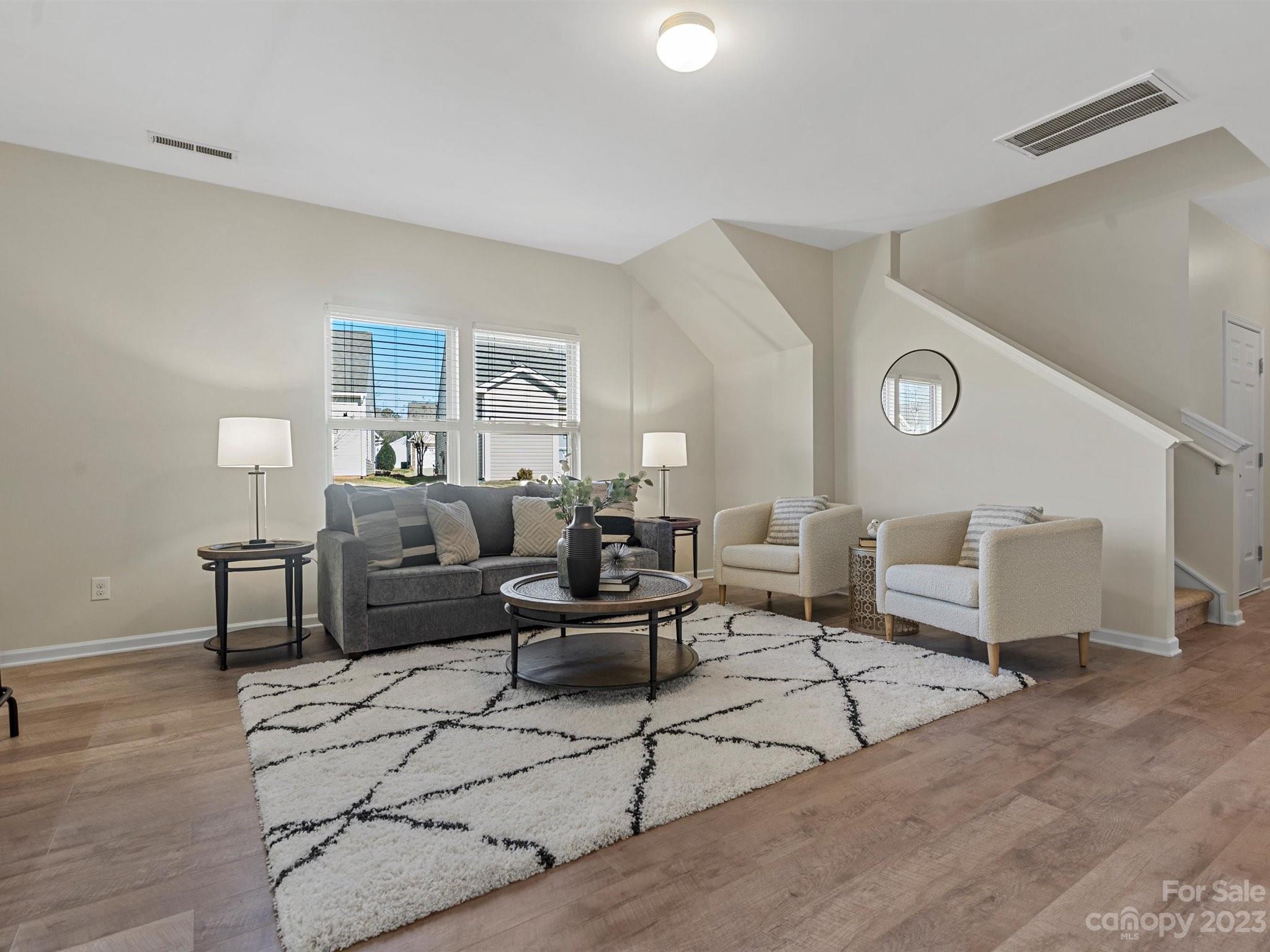 Newport Lakes - Residential