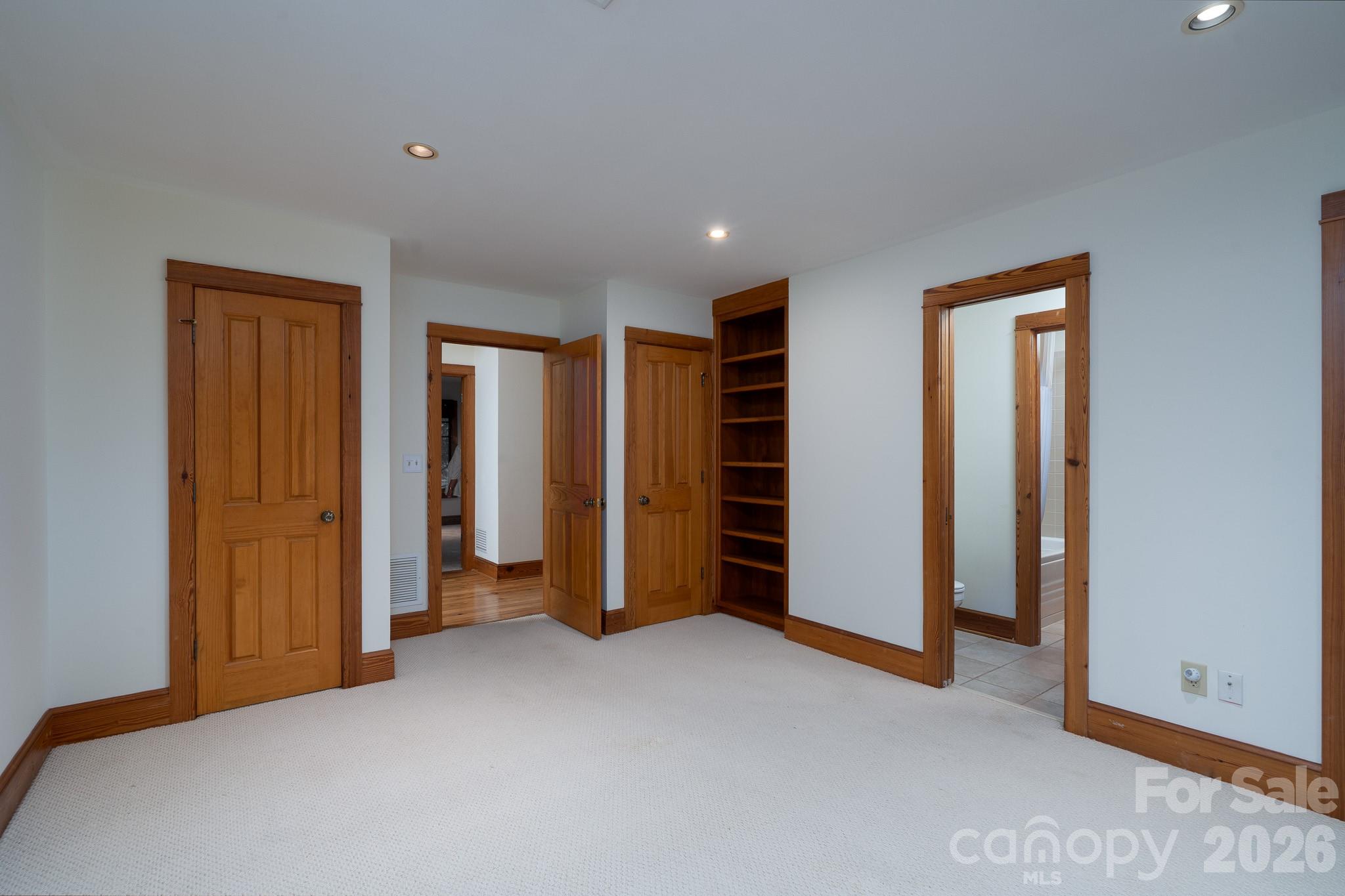 Uwharrie Point - Residential