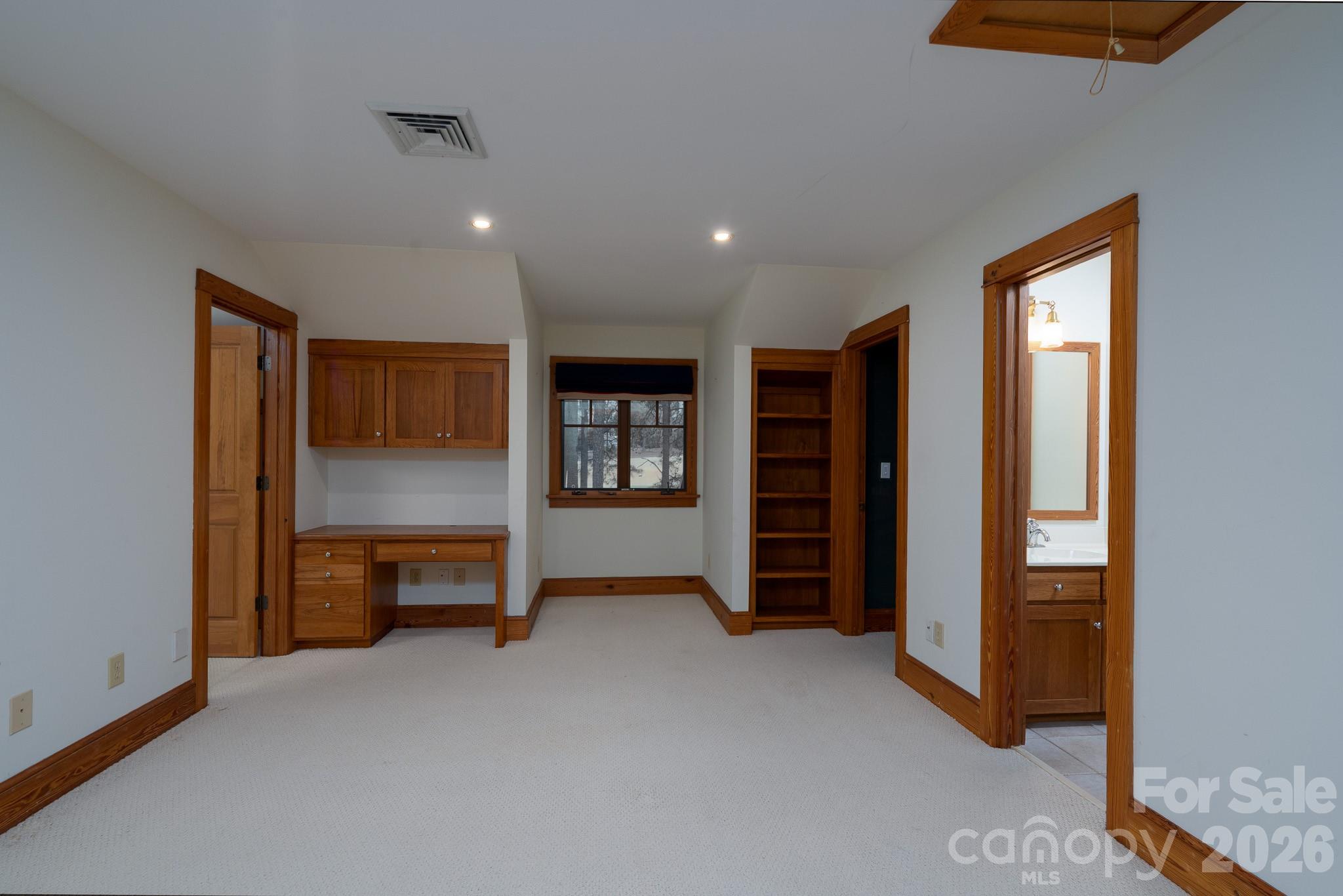 Uwharrie Point - Residential