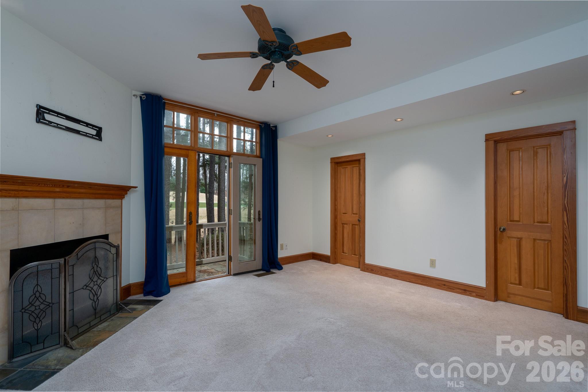 Uwharrie Point - Residential