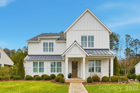 2052 Thatcher Way Fort Mill SC 29715