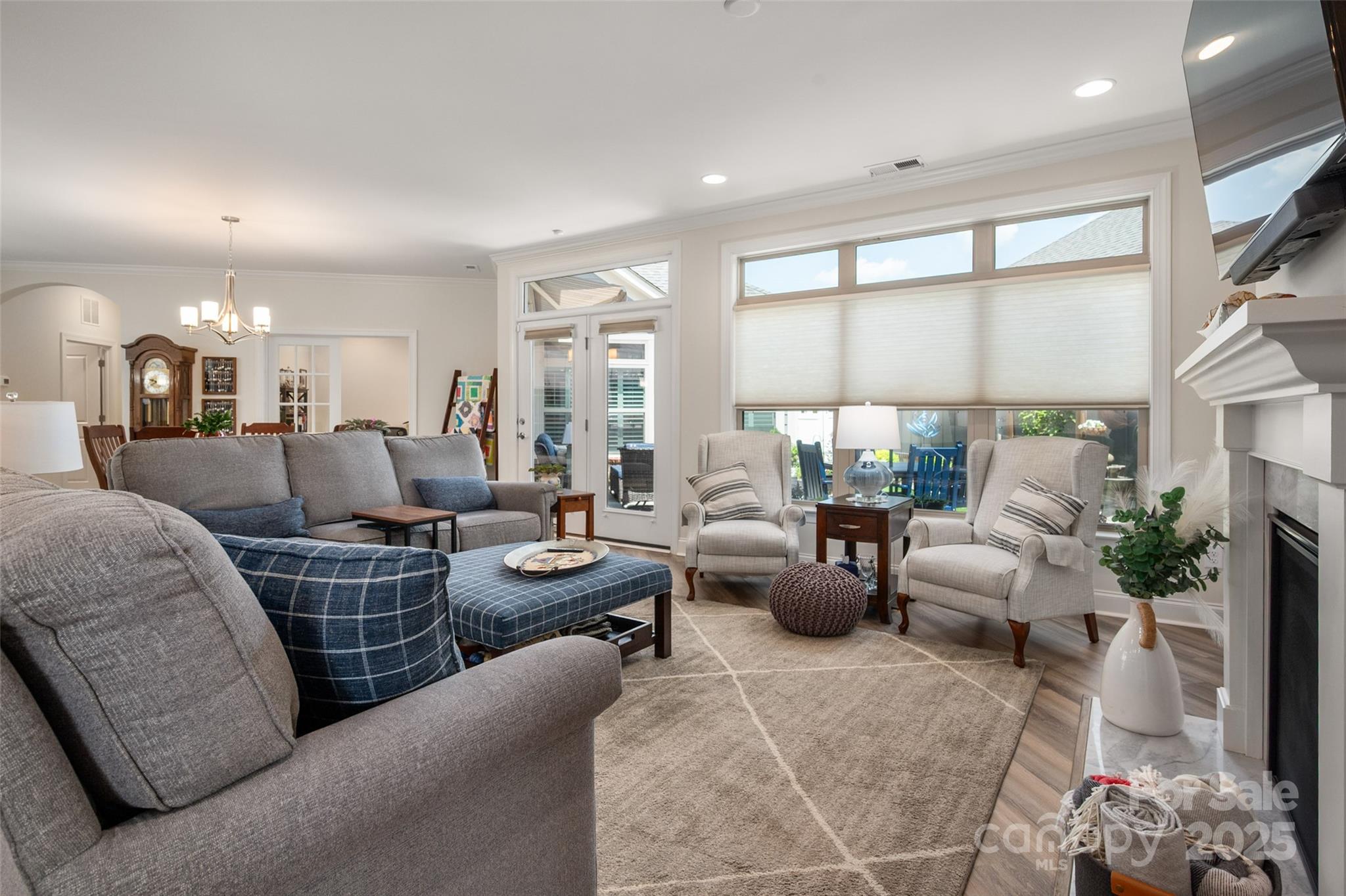1006 Gradison Drive
