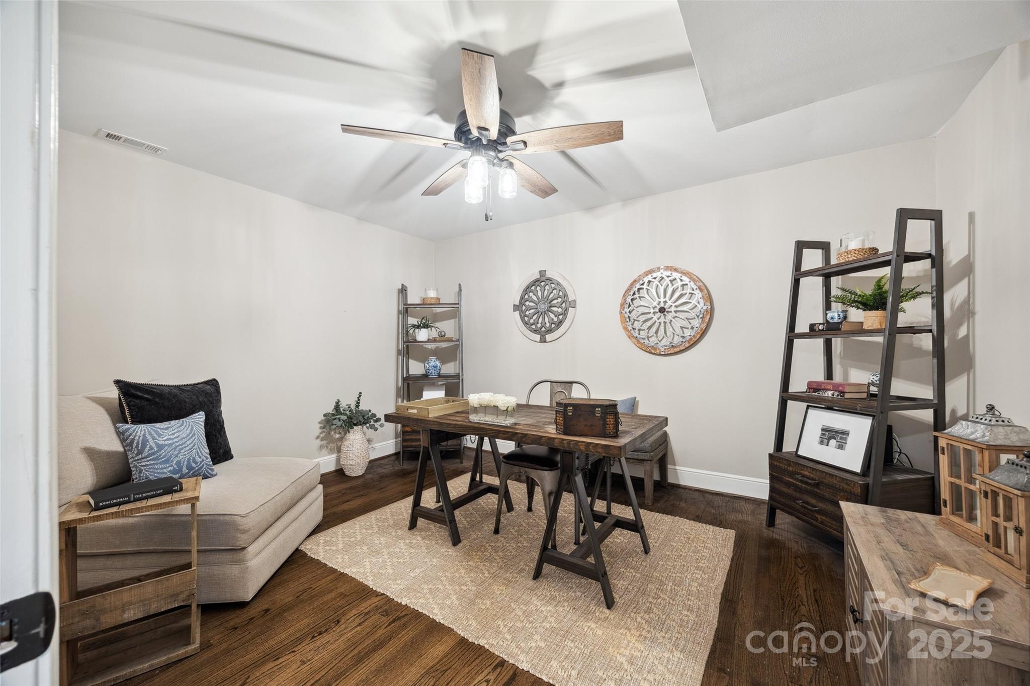 Tega Cay - Residential