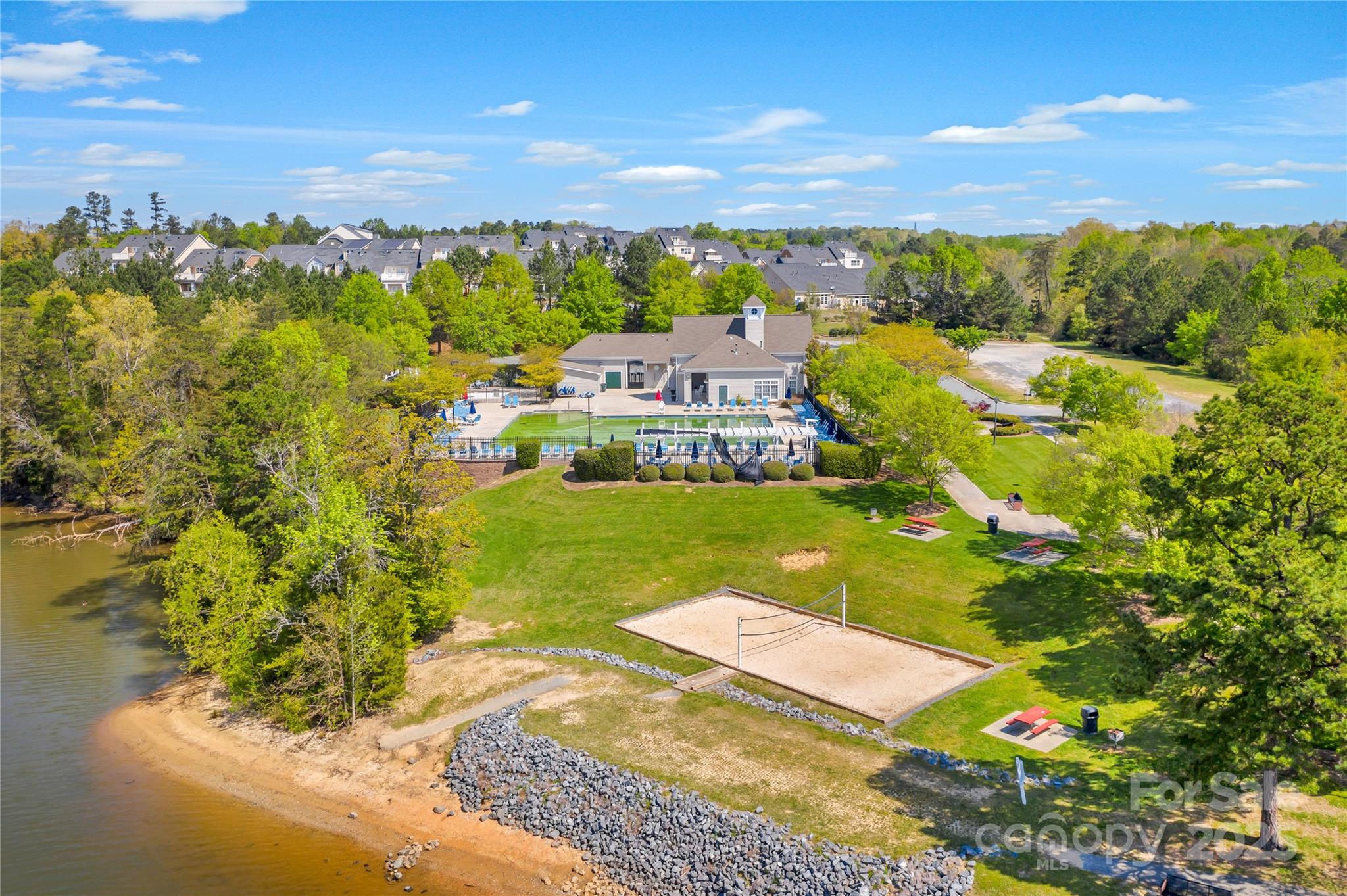 Tega Cay - Residential