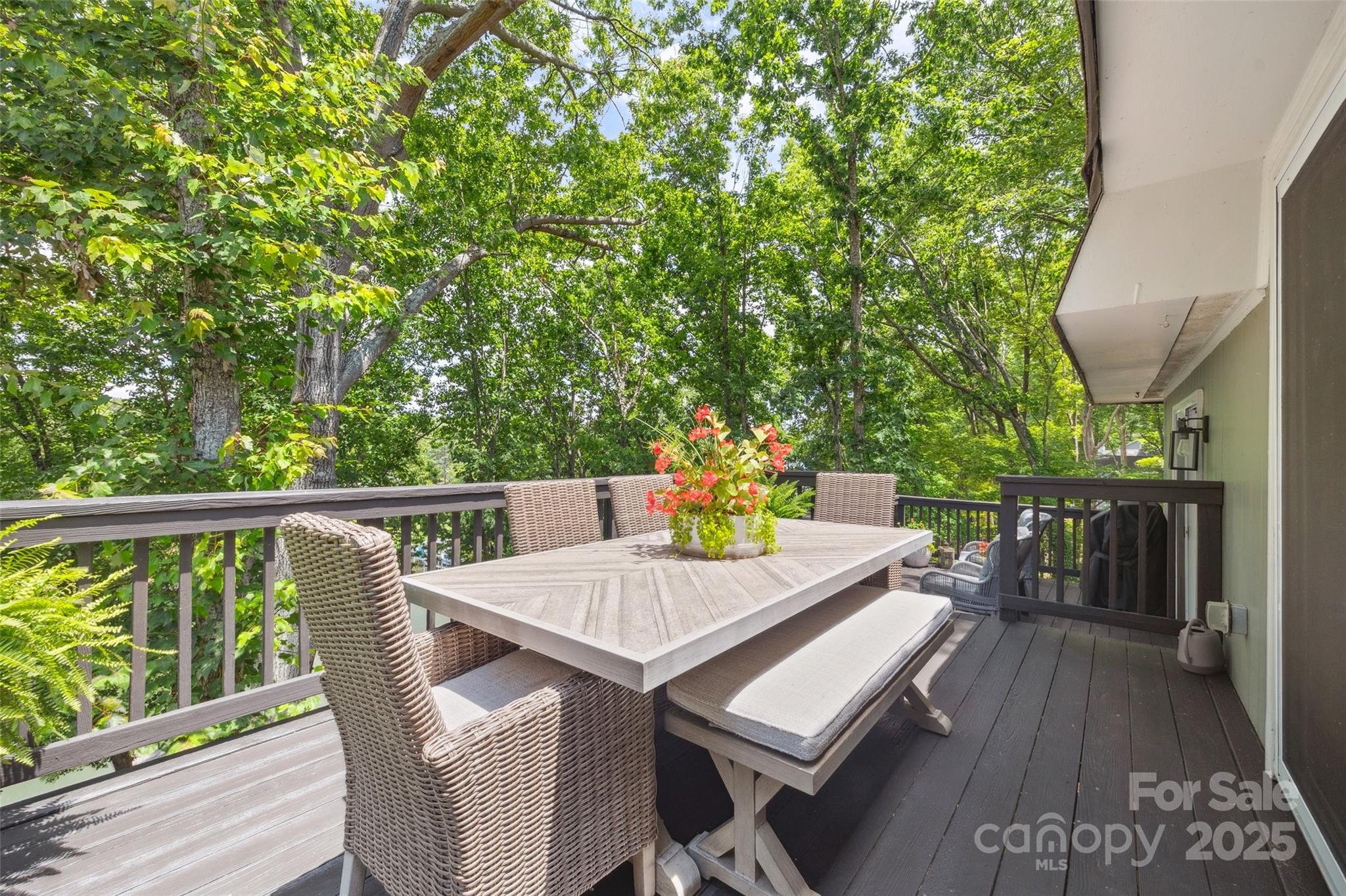 Tega Cay - Residential