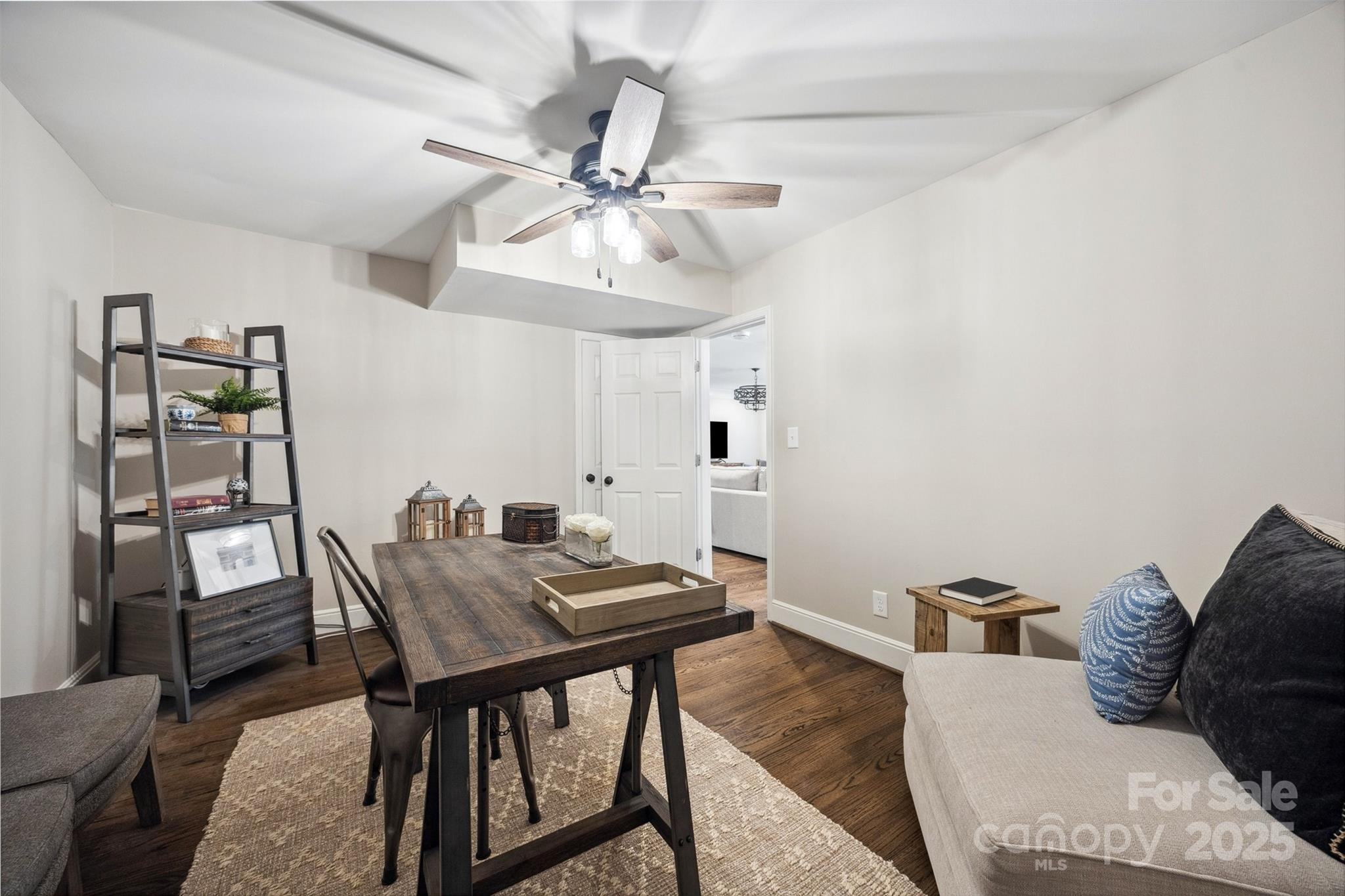 Tega Cay - Residential