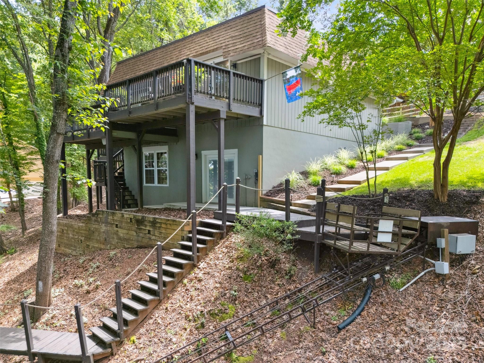 Tega Cay - Residential