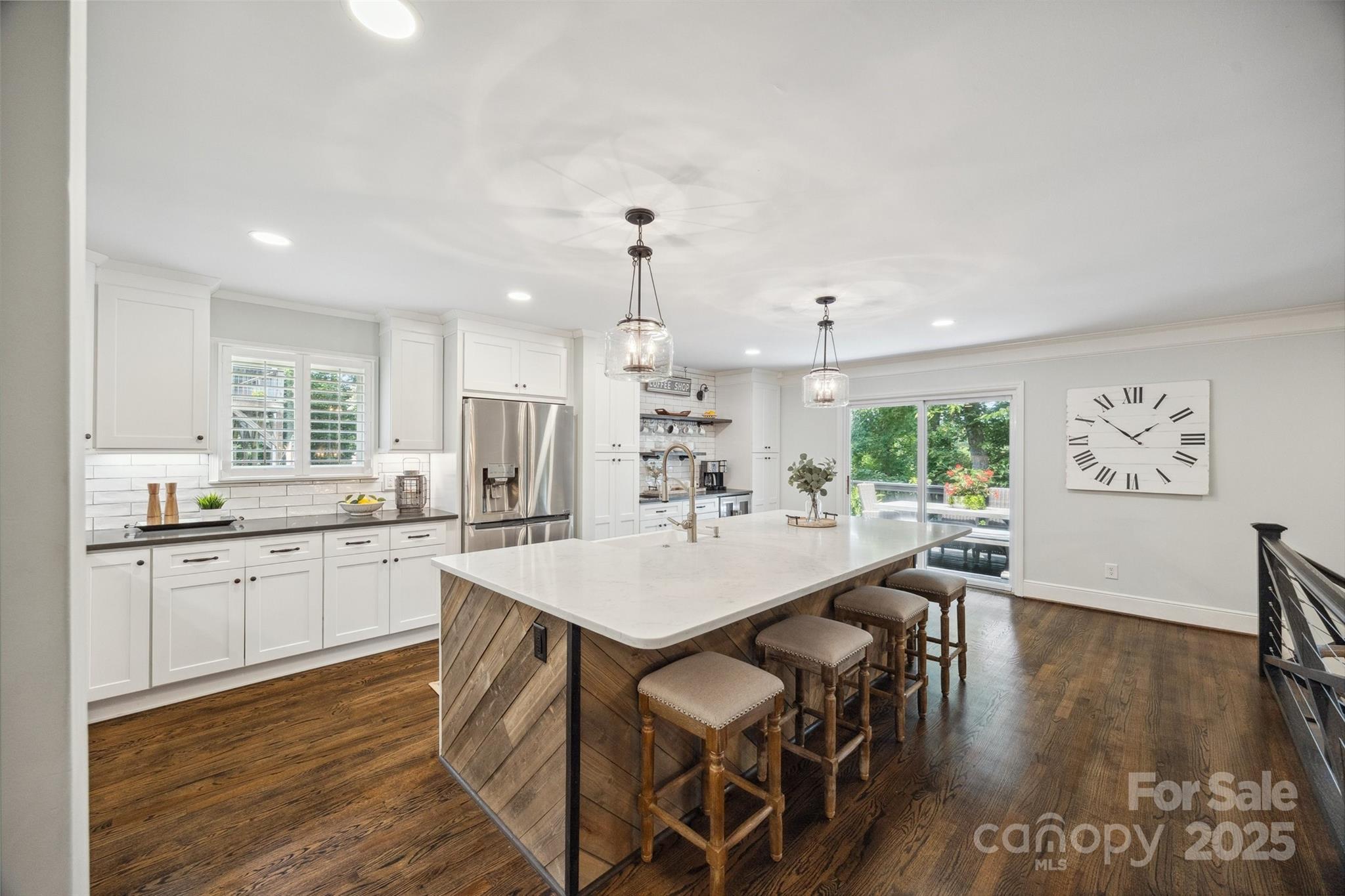 Tega Cay - Residential