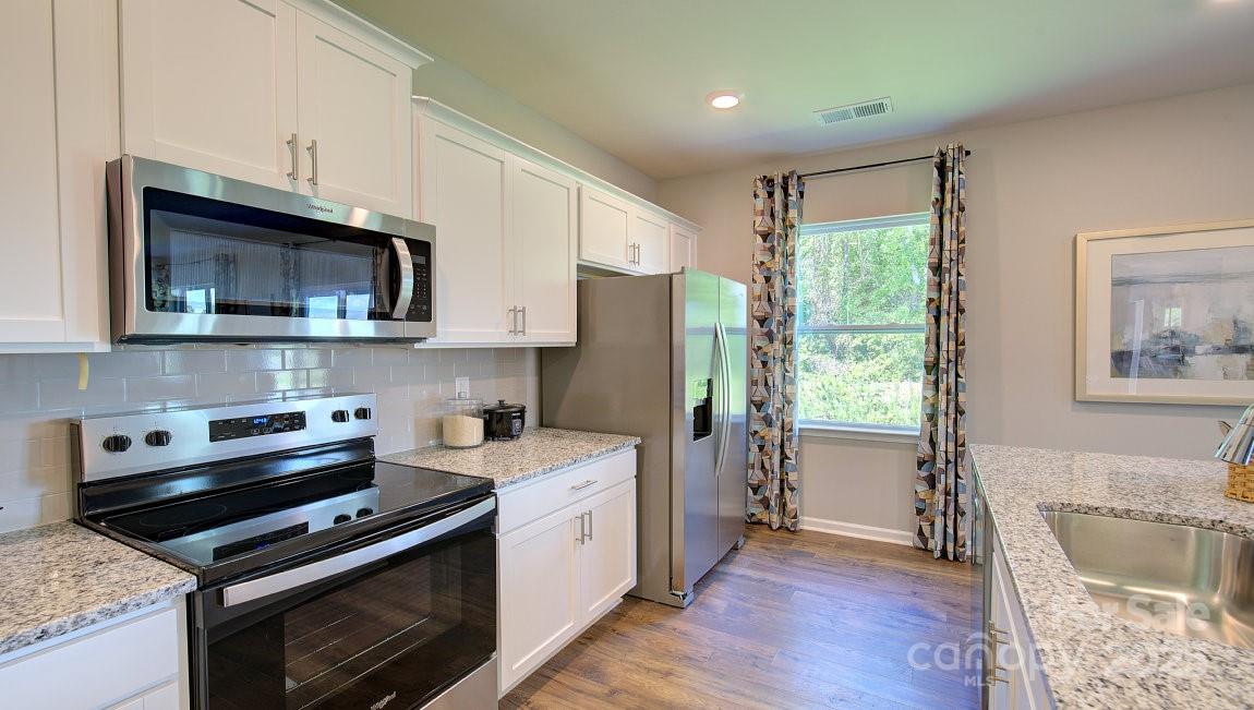 584 Country Oak Drive