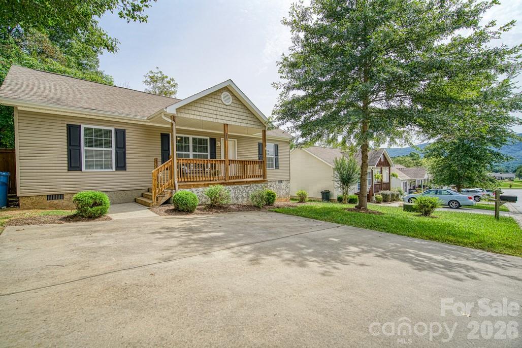 136 Newberry Drive