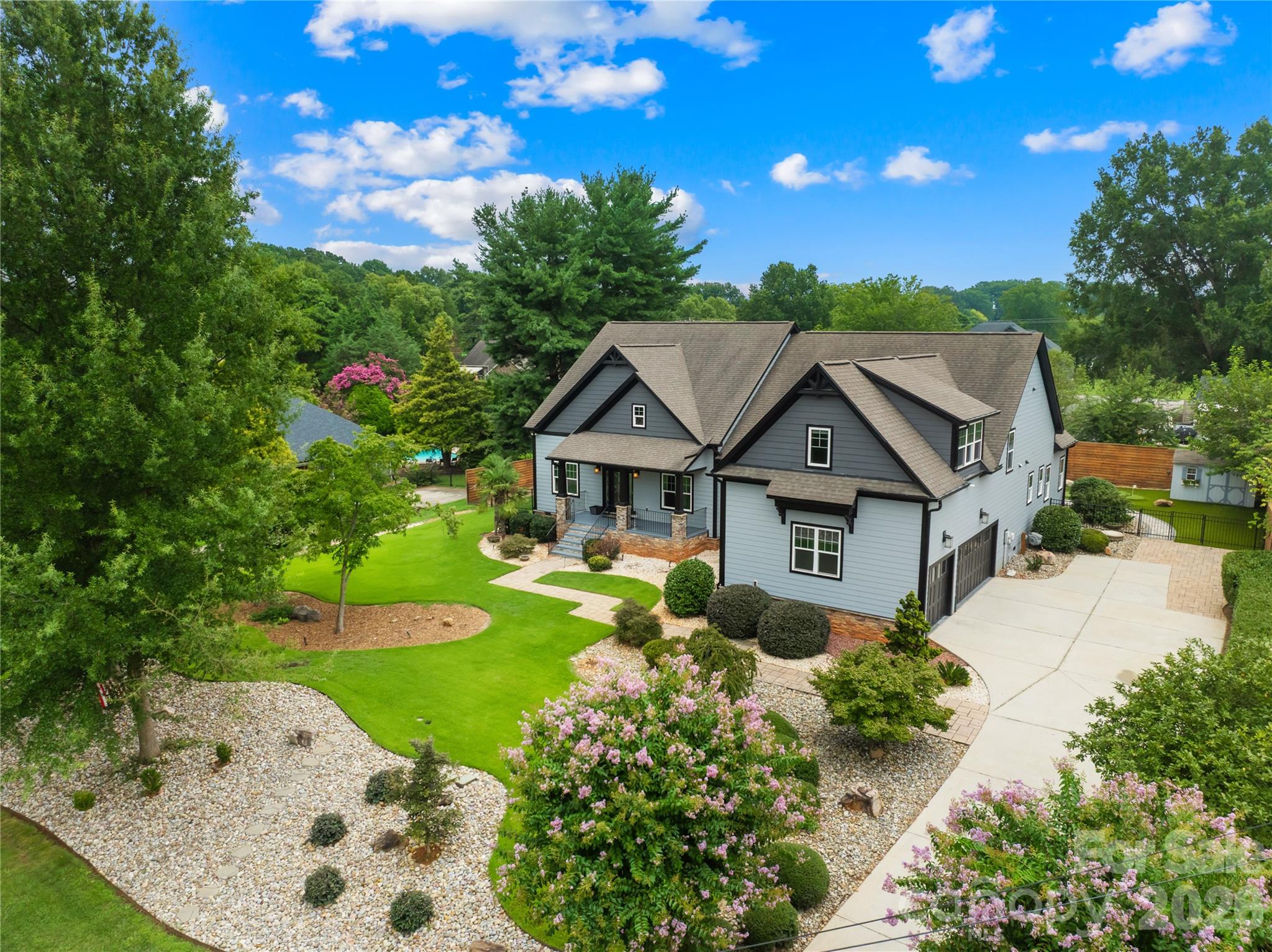 129 Aqua Drive