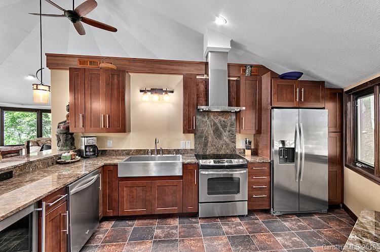 Sunset Mountain - Residential Lease