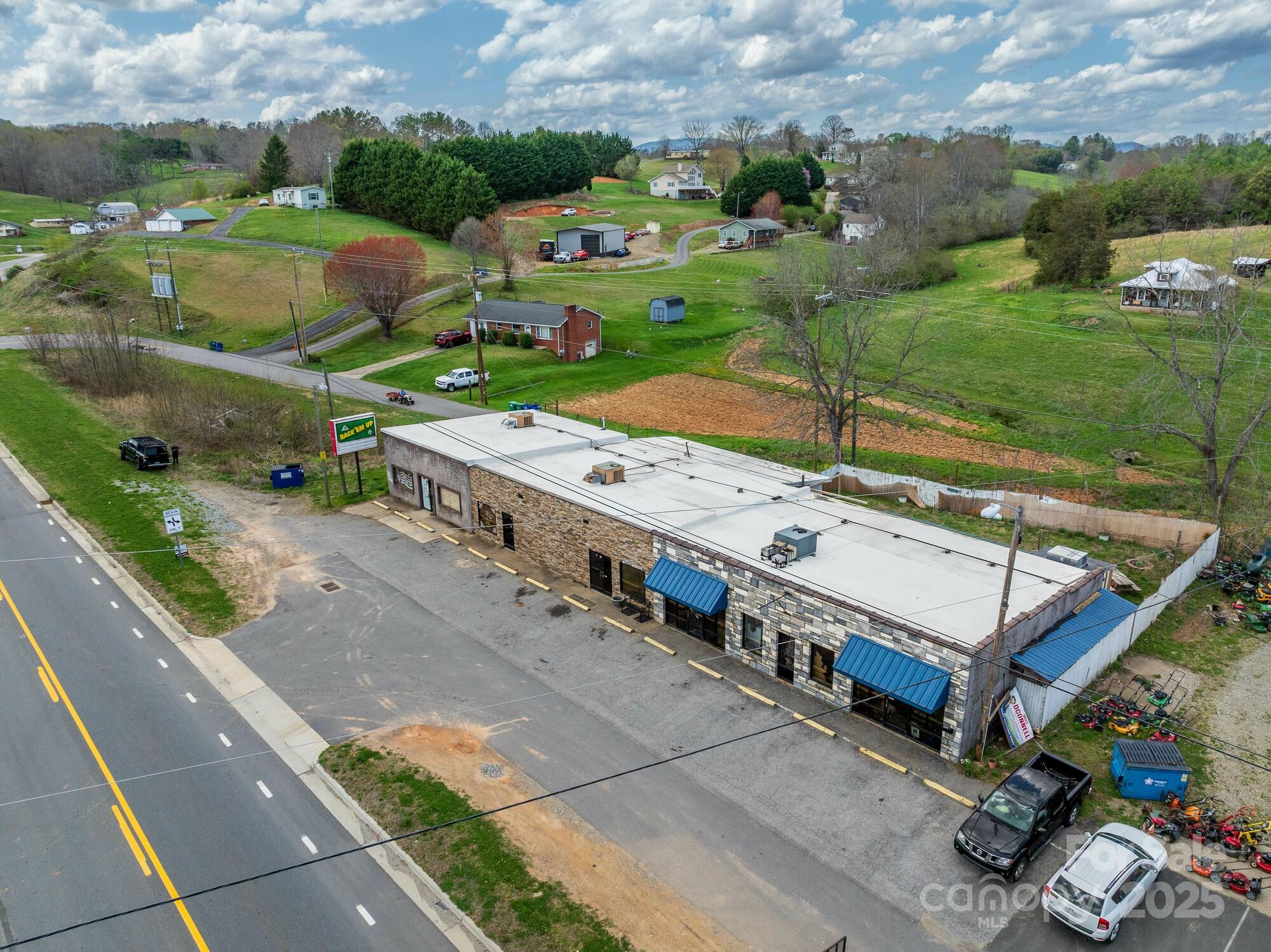 2645 New Leicester Highway