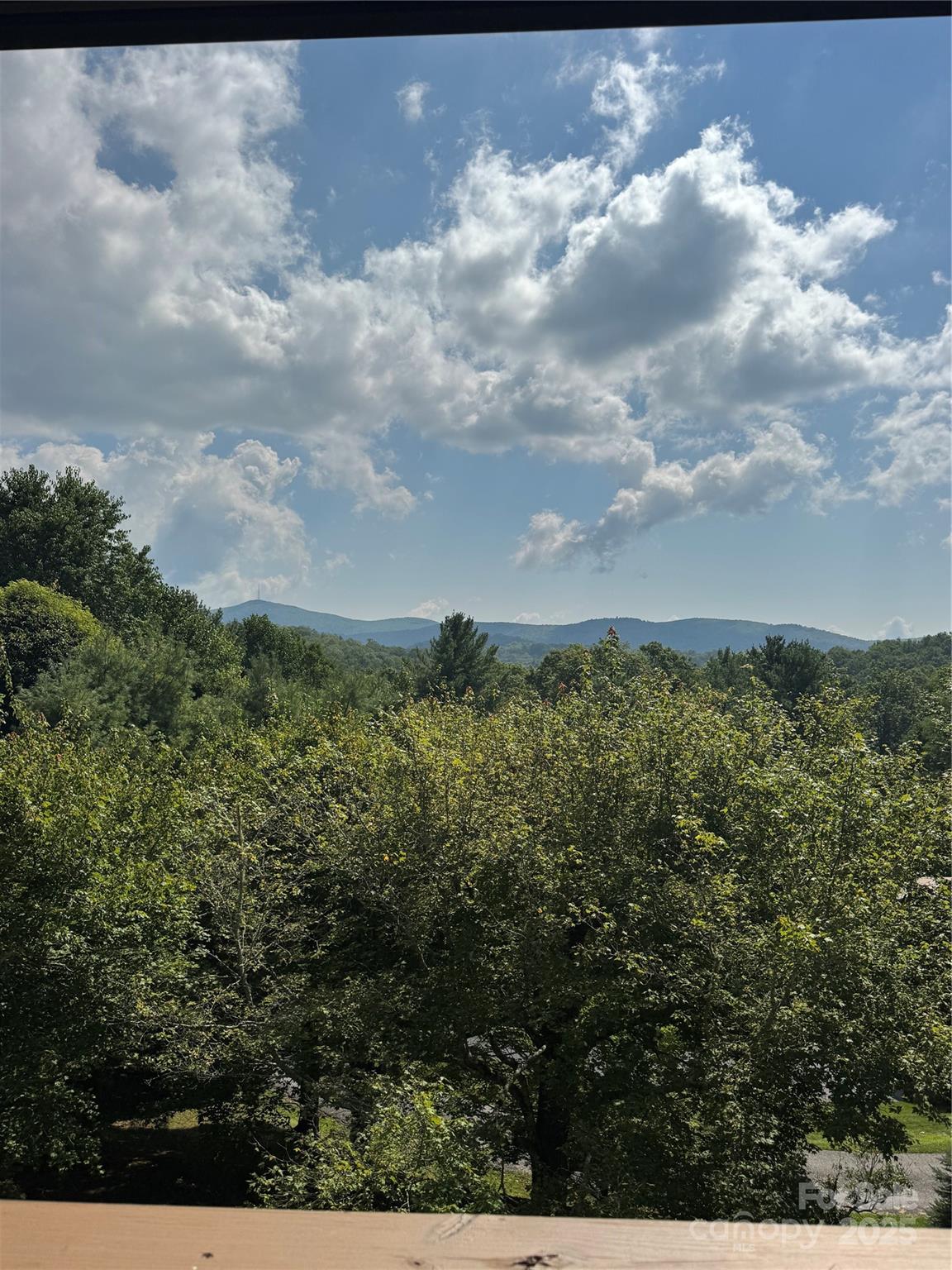 Linville Land Harbor - Residential