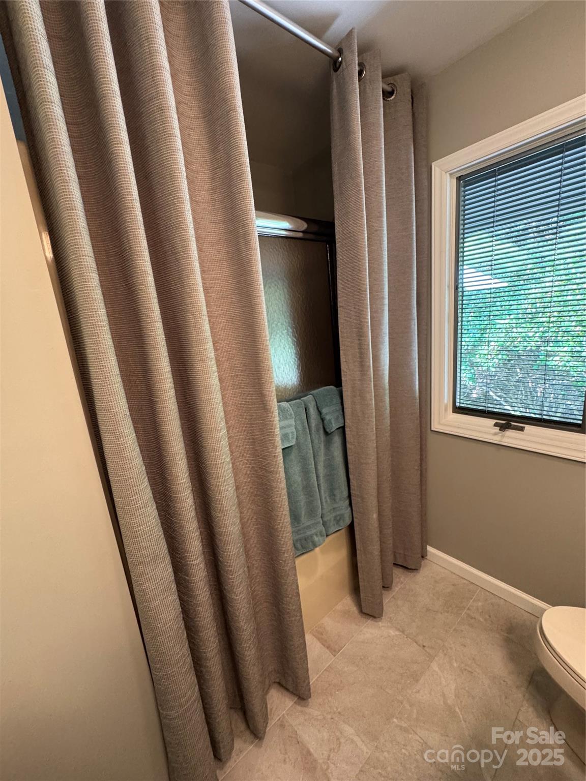 Linville Land Harbor - Residential