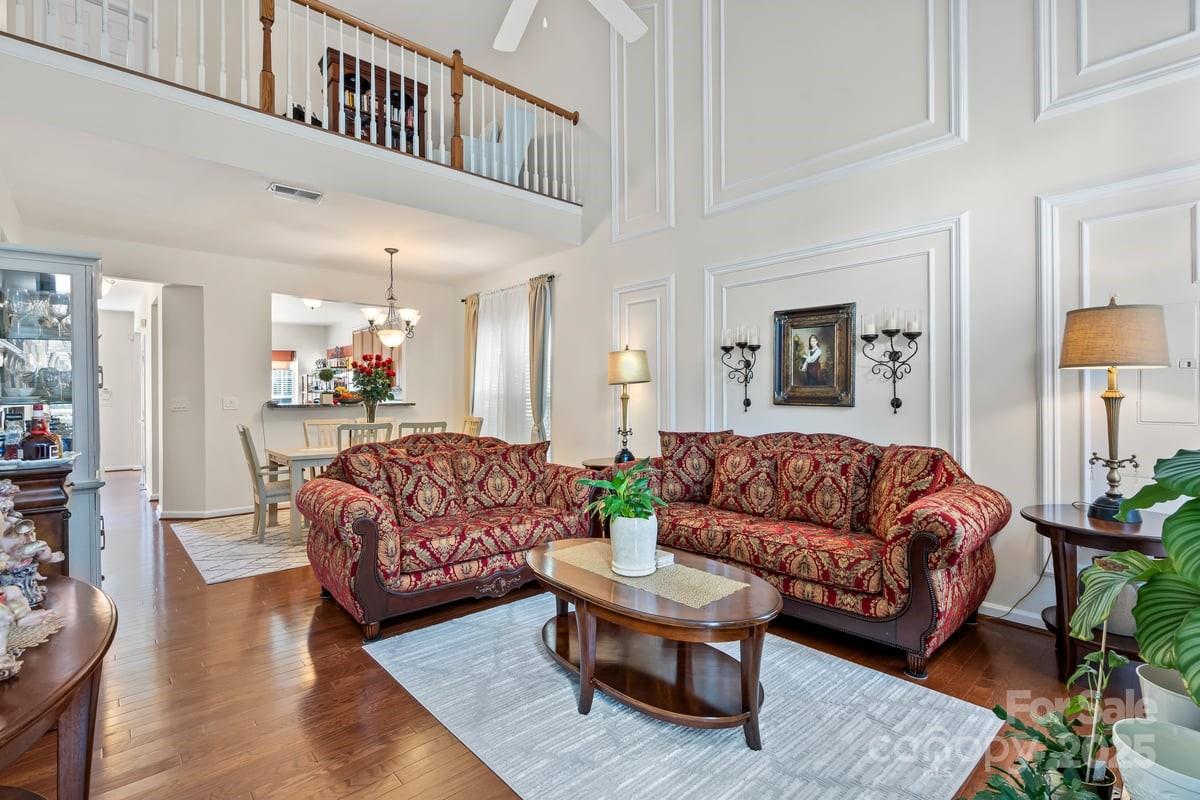 2122 Mondo Lane