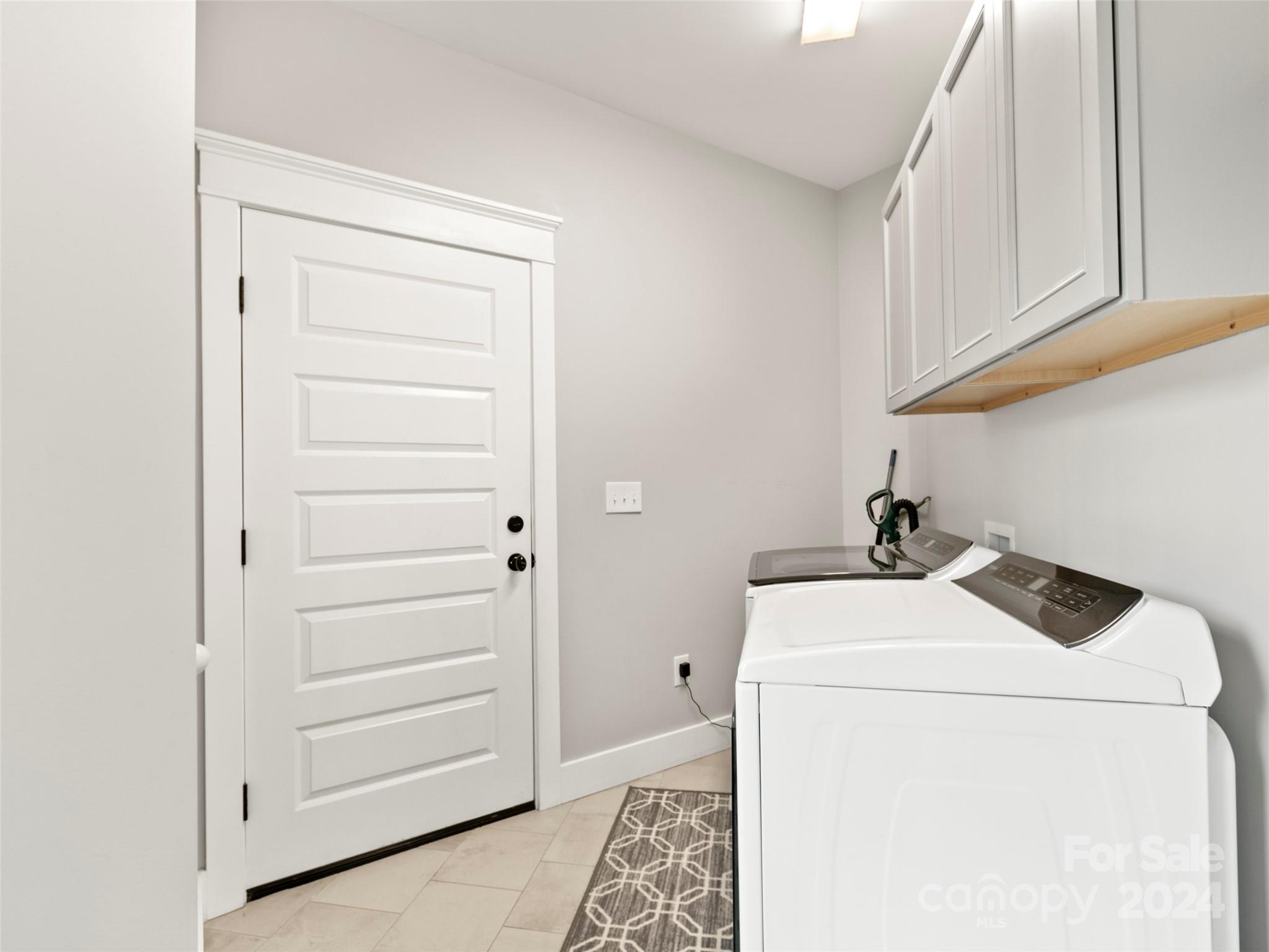 Lake Adger - Residential