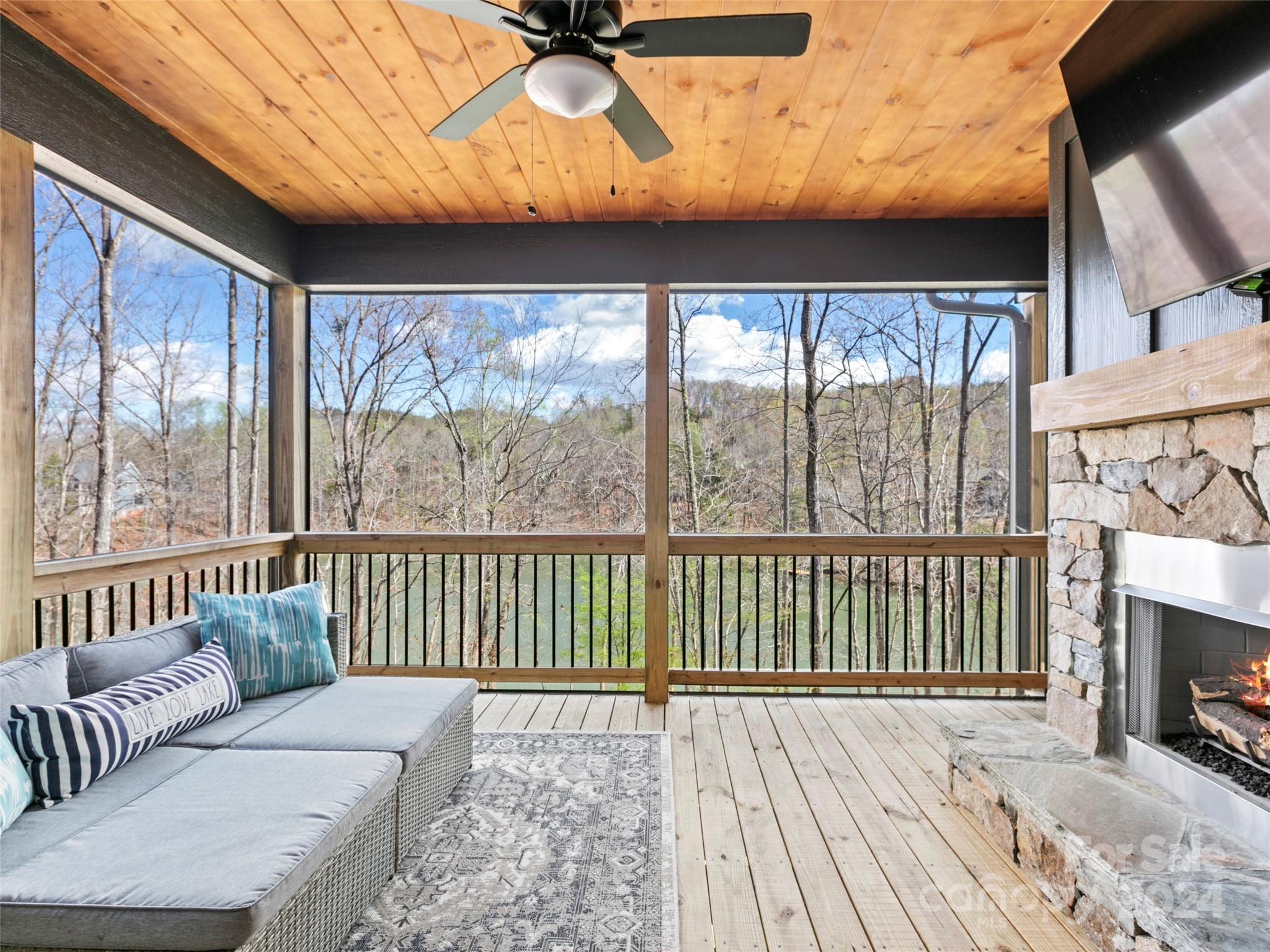 Lake Adger - Residential