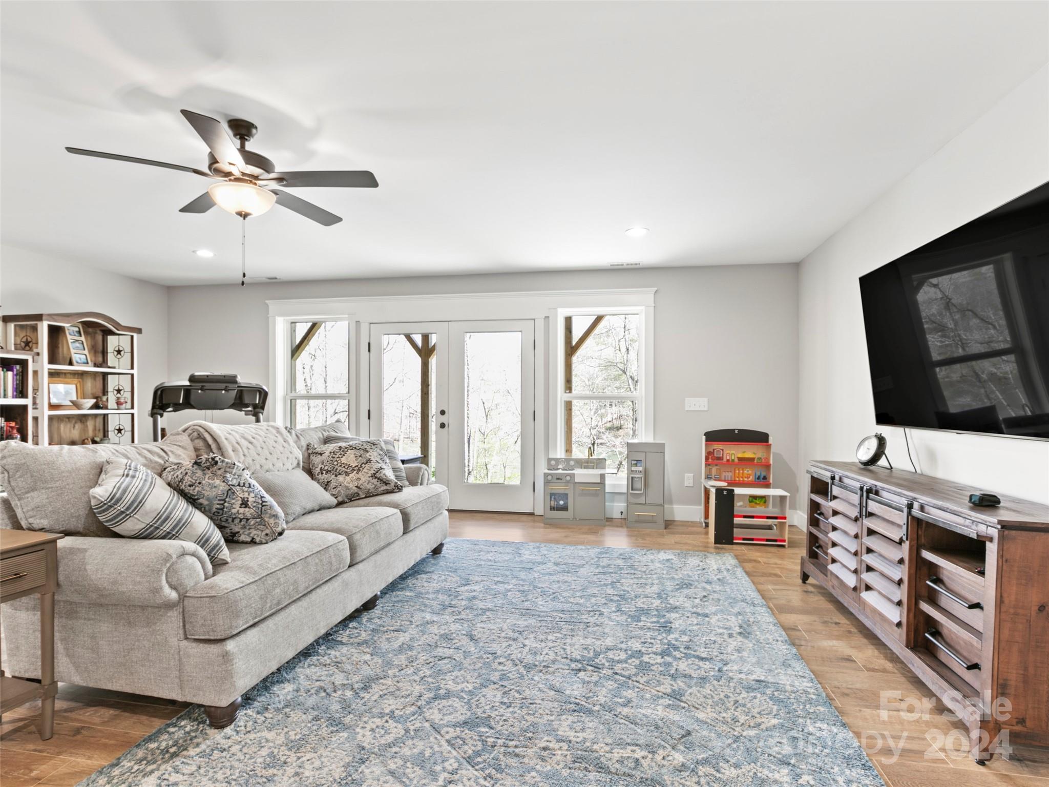 Lake Adger - Residential