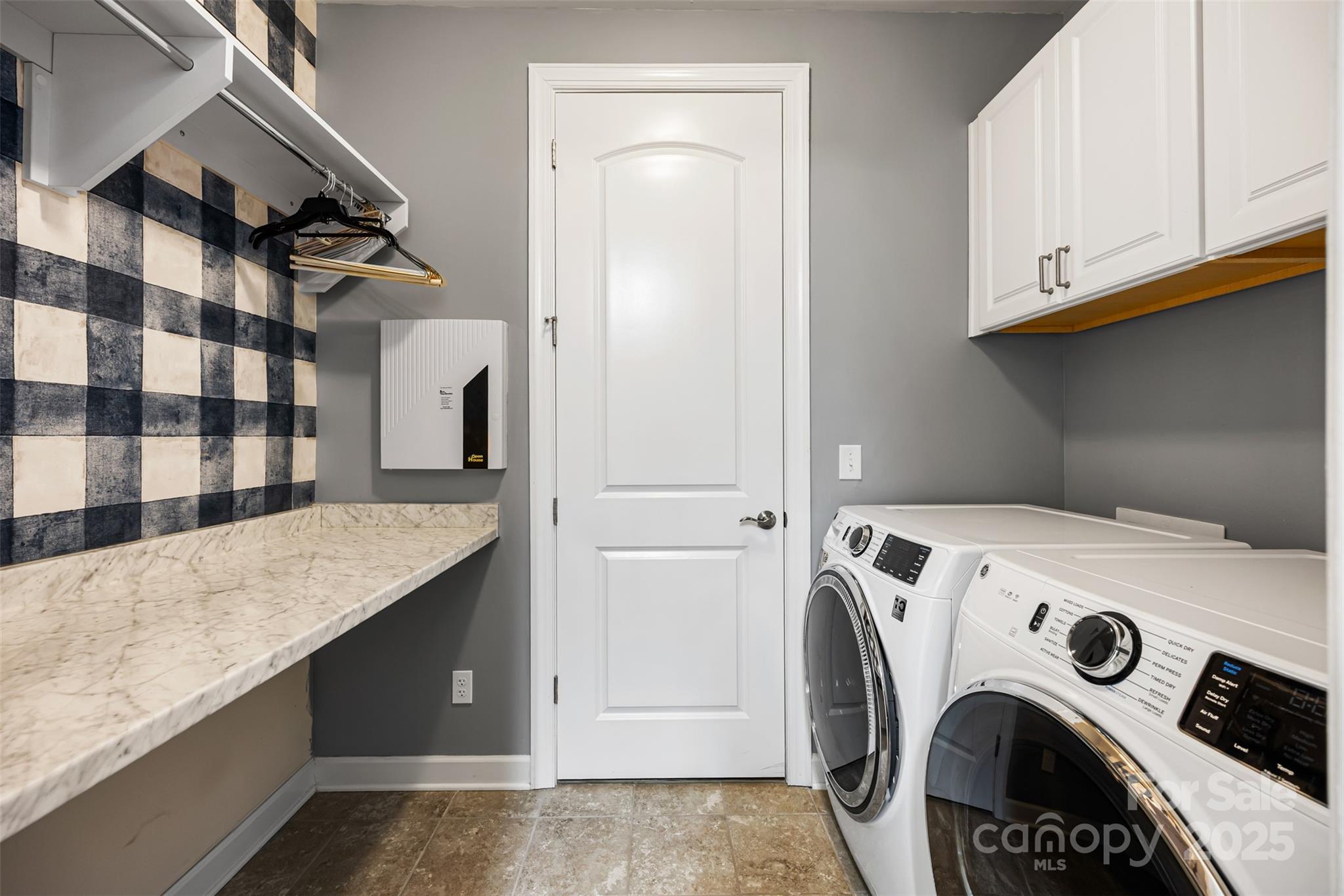 Cadence - Residential