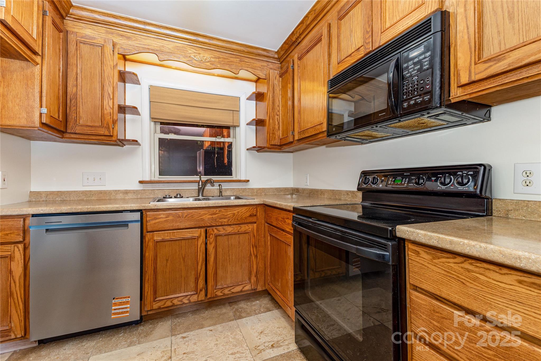 Emerald Point - Residential