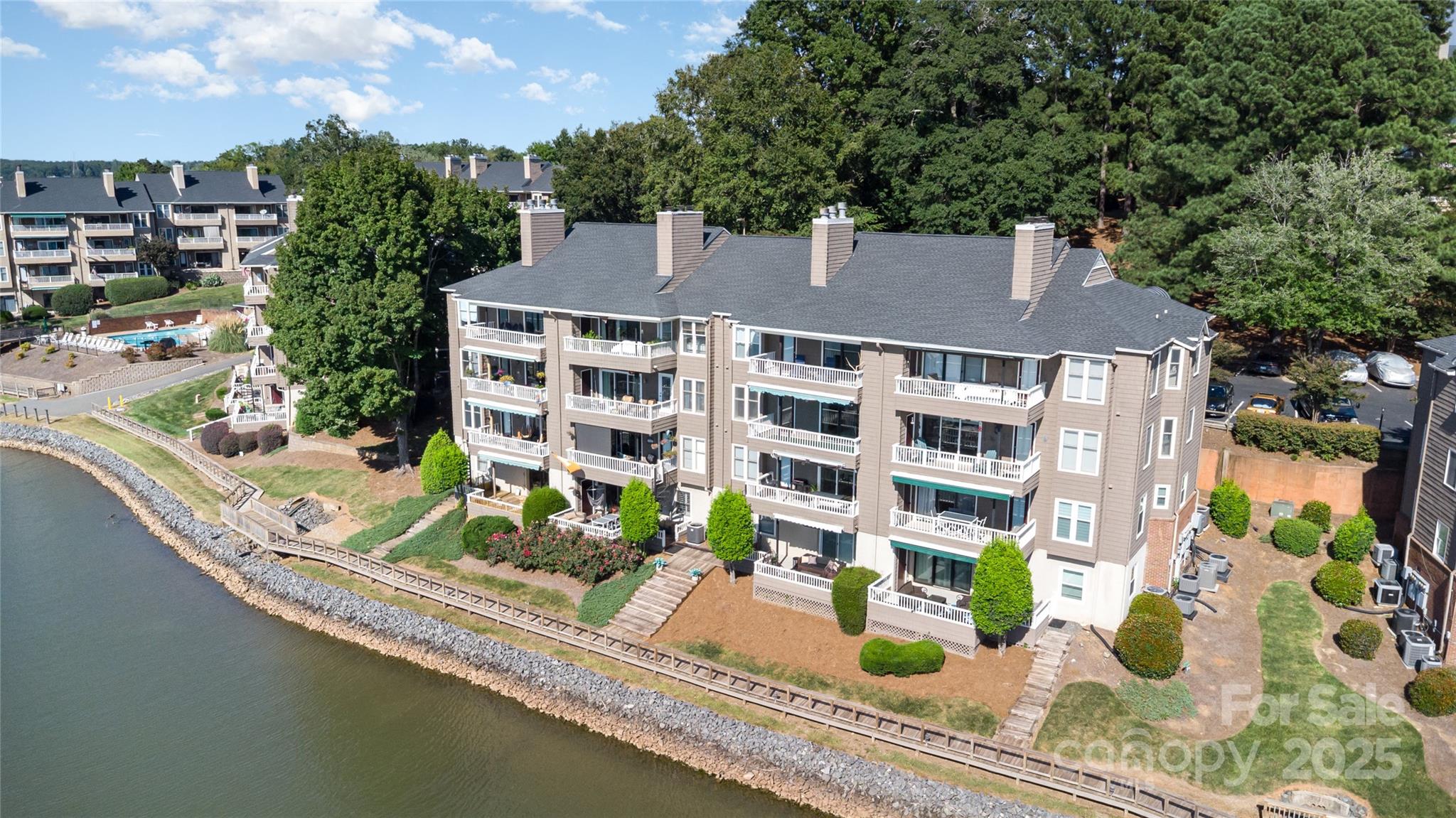 Emerald Point - Residential