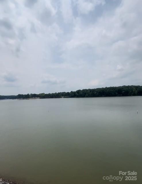 7332 Lake Front Drive