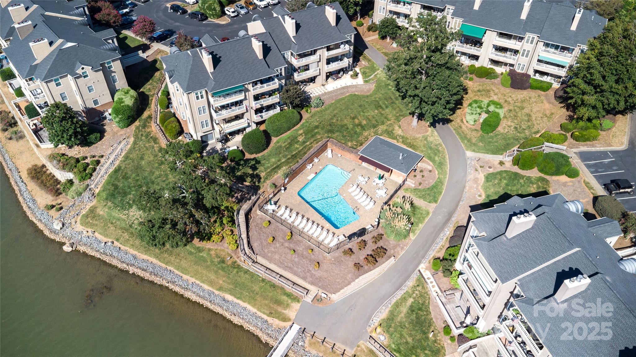 Emerald Point - Residential